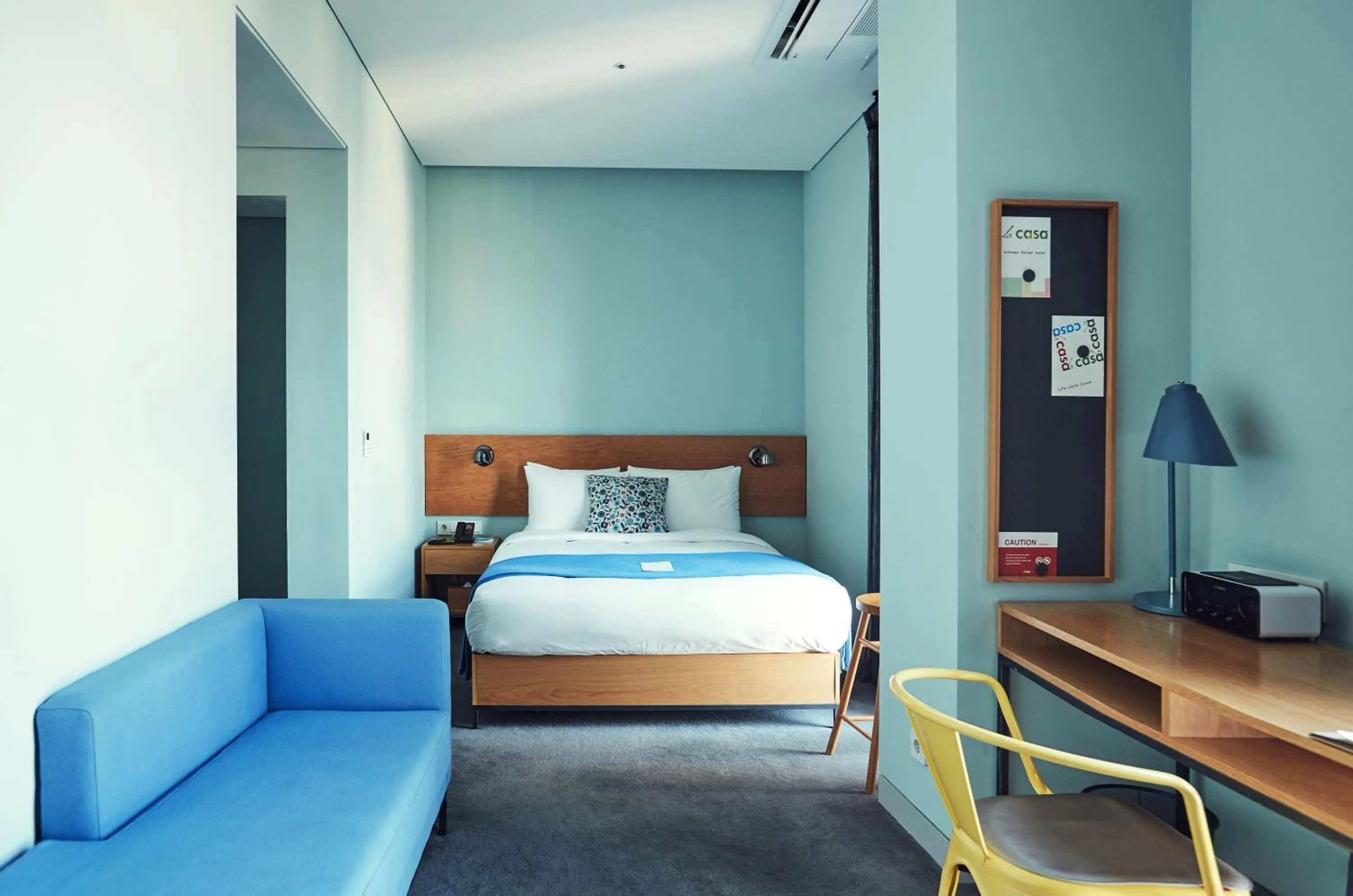 Bed in La Casa Hotel Seoul