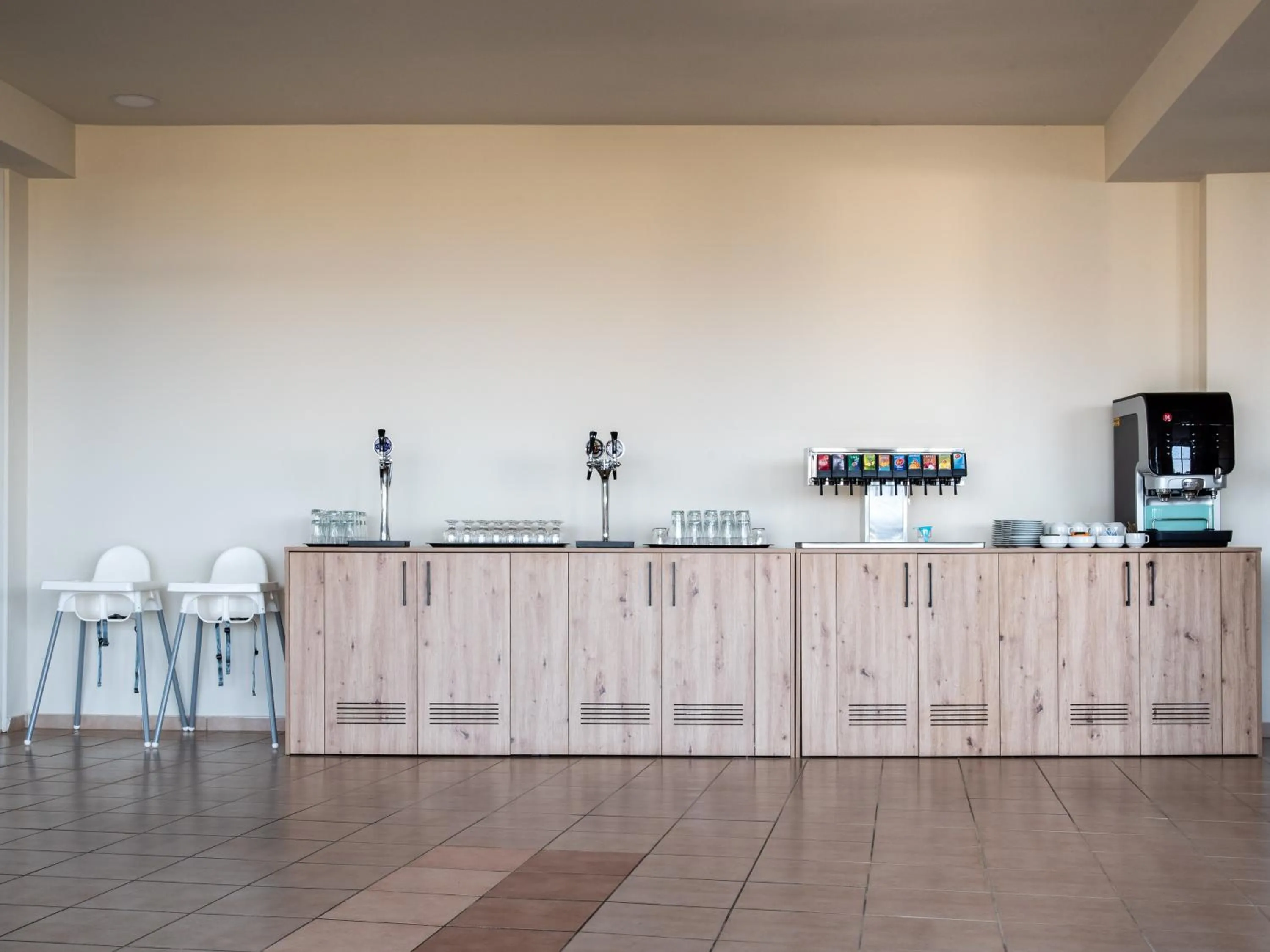 Communal kitchen in Chrissy's Paradise