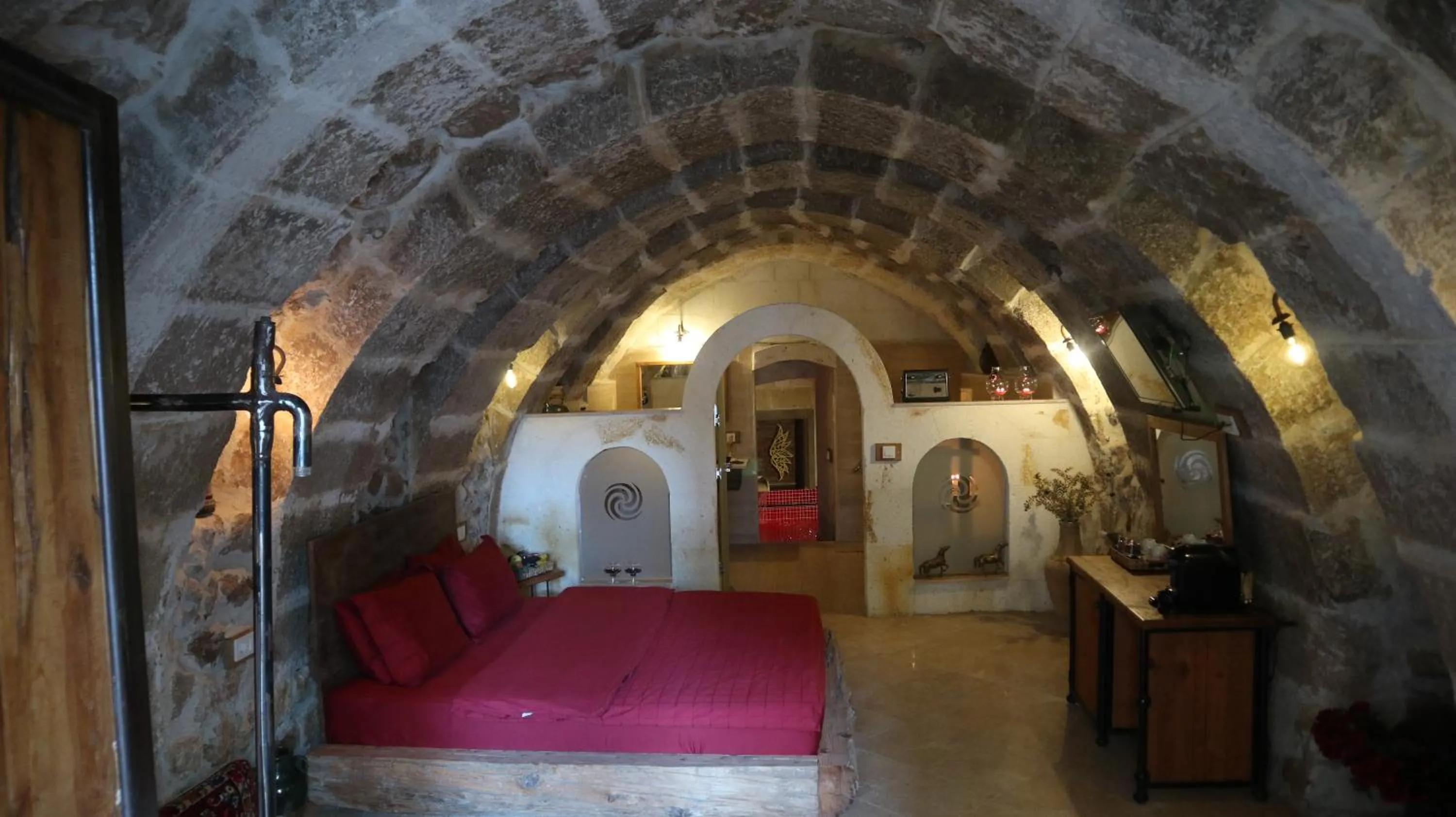 Photo of the whole room, Bed in terracota hotel