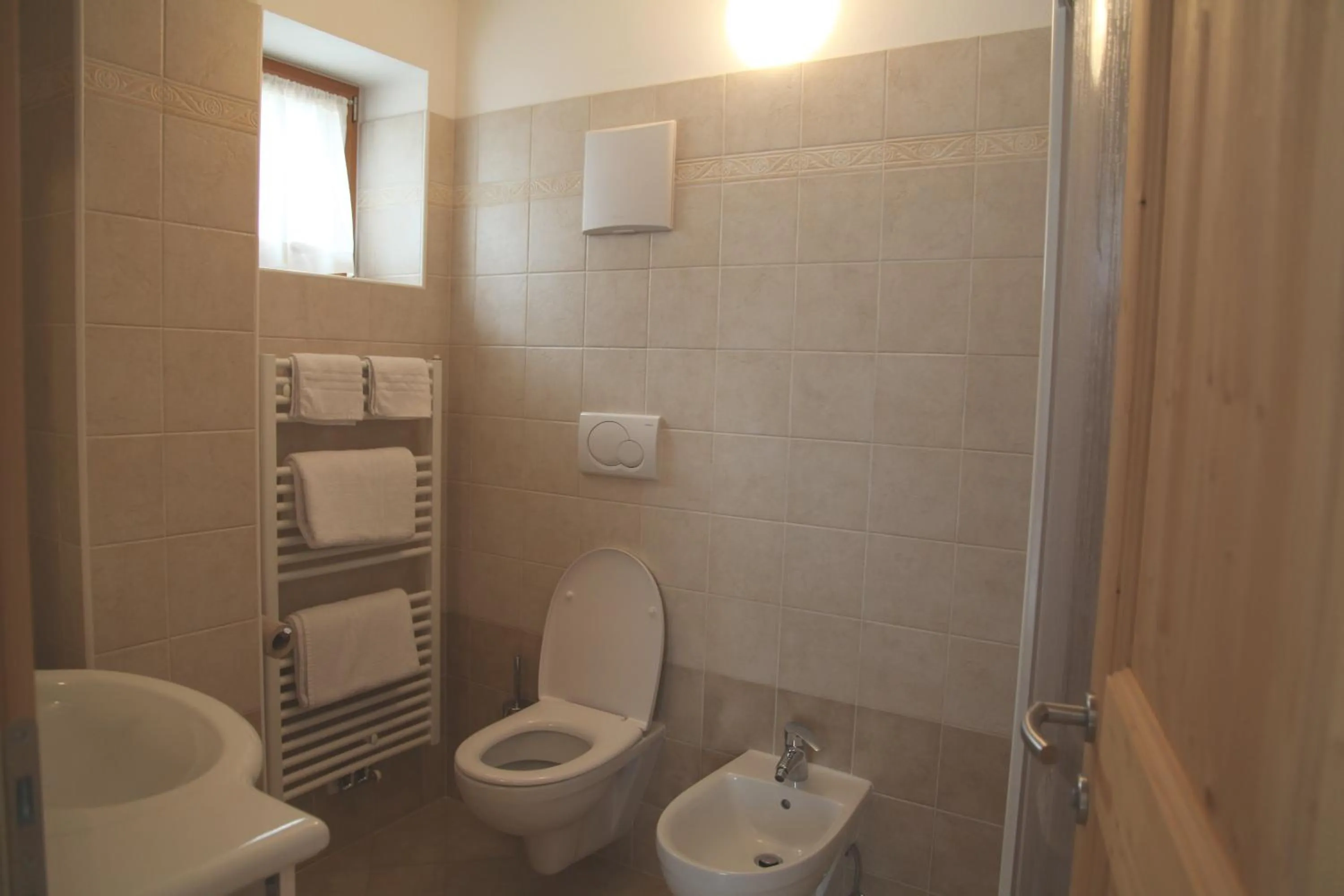 Bathroom in Garnì Prà Fiorì