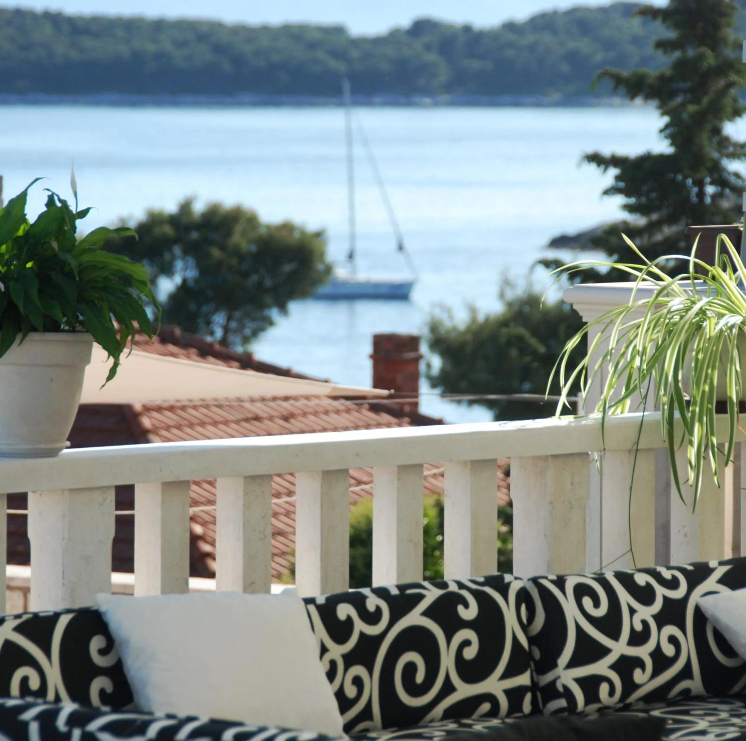 Facade/entrance in Hostel Villa Zorana