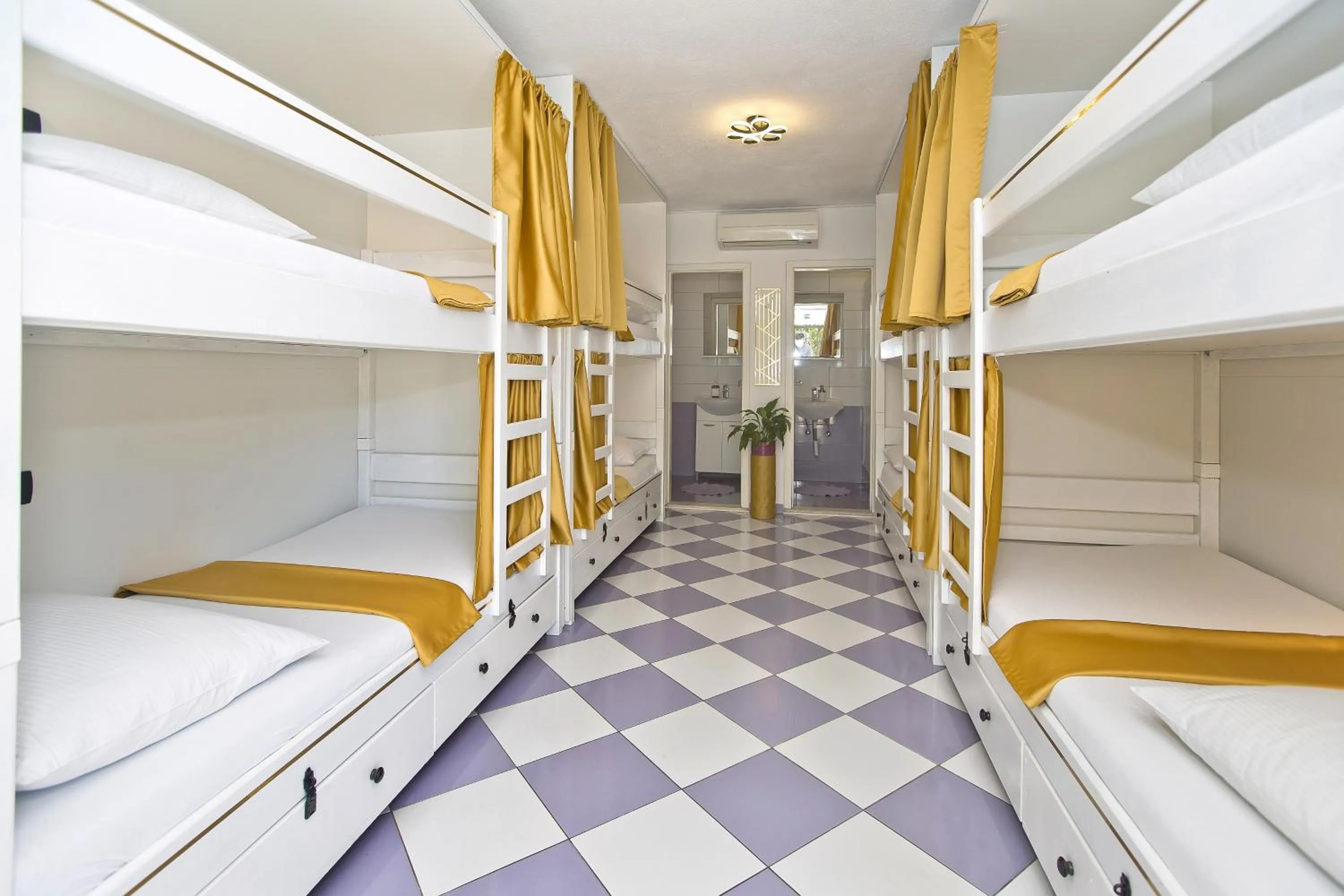 Bedroom, Bed in Hostel Villa Zorana