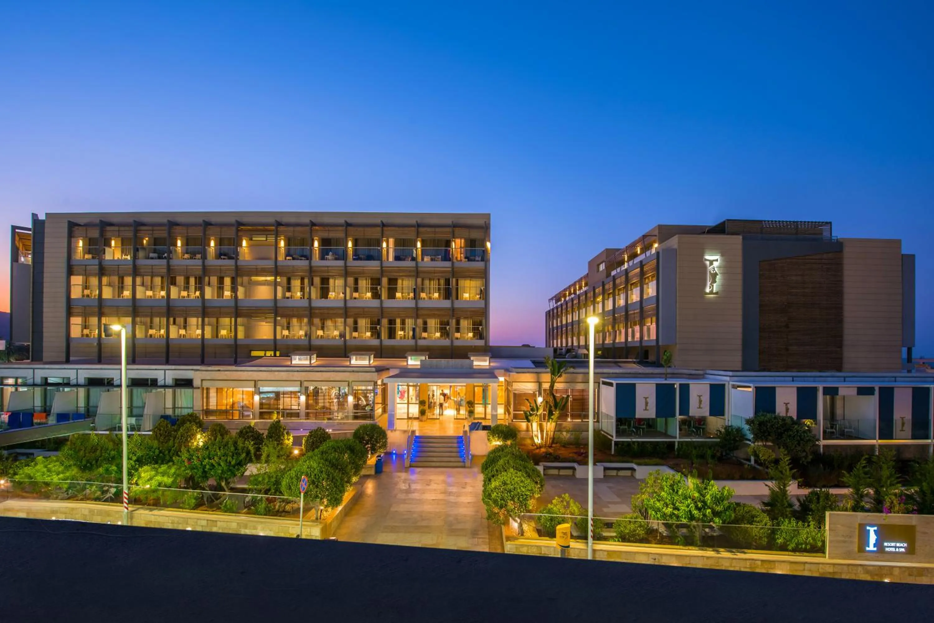 Property building in I Resort Beach Hotel & Spa