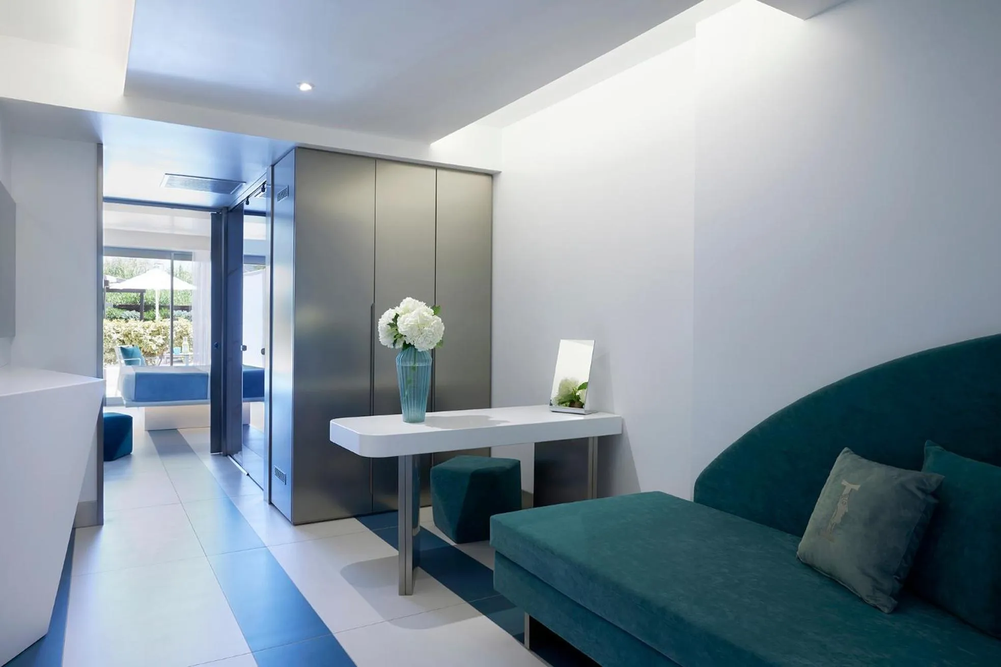 Seating area in I Resort Beach Hotel & Spa