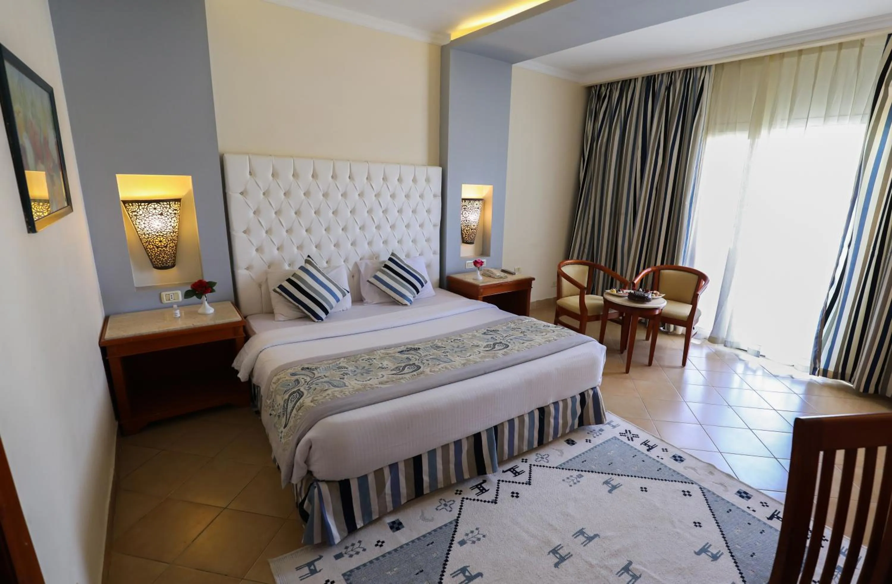 Bedroom, Bed in Amwaj Oyoun Resort