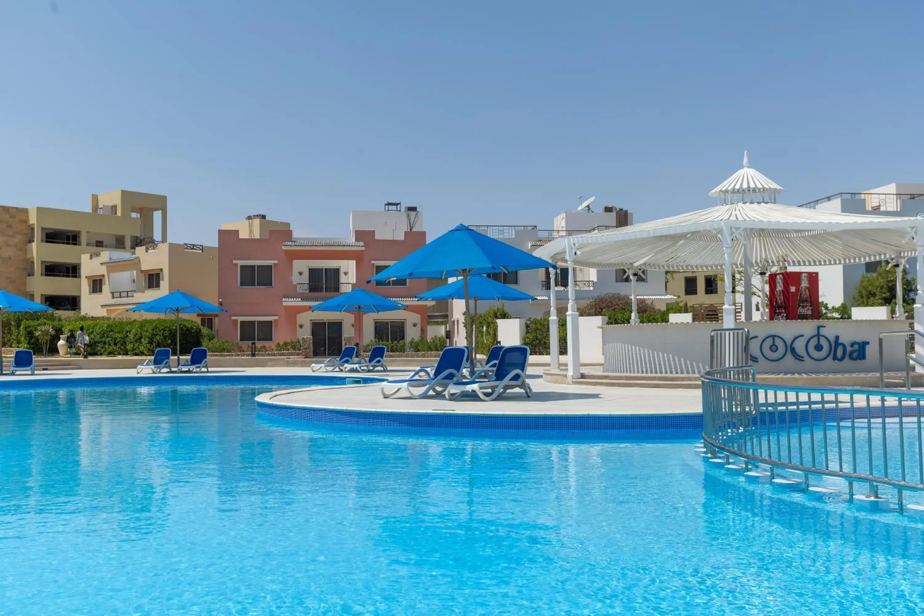 Swimming pool in Amwaj Oyoun Resort