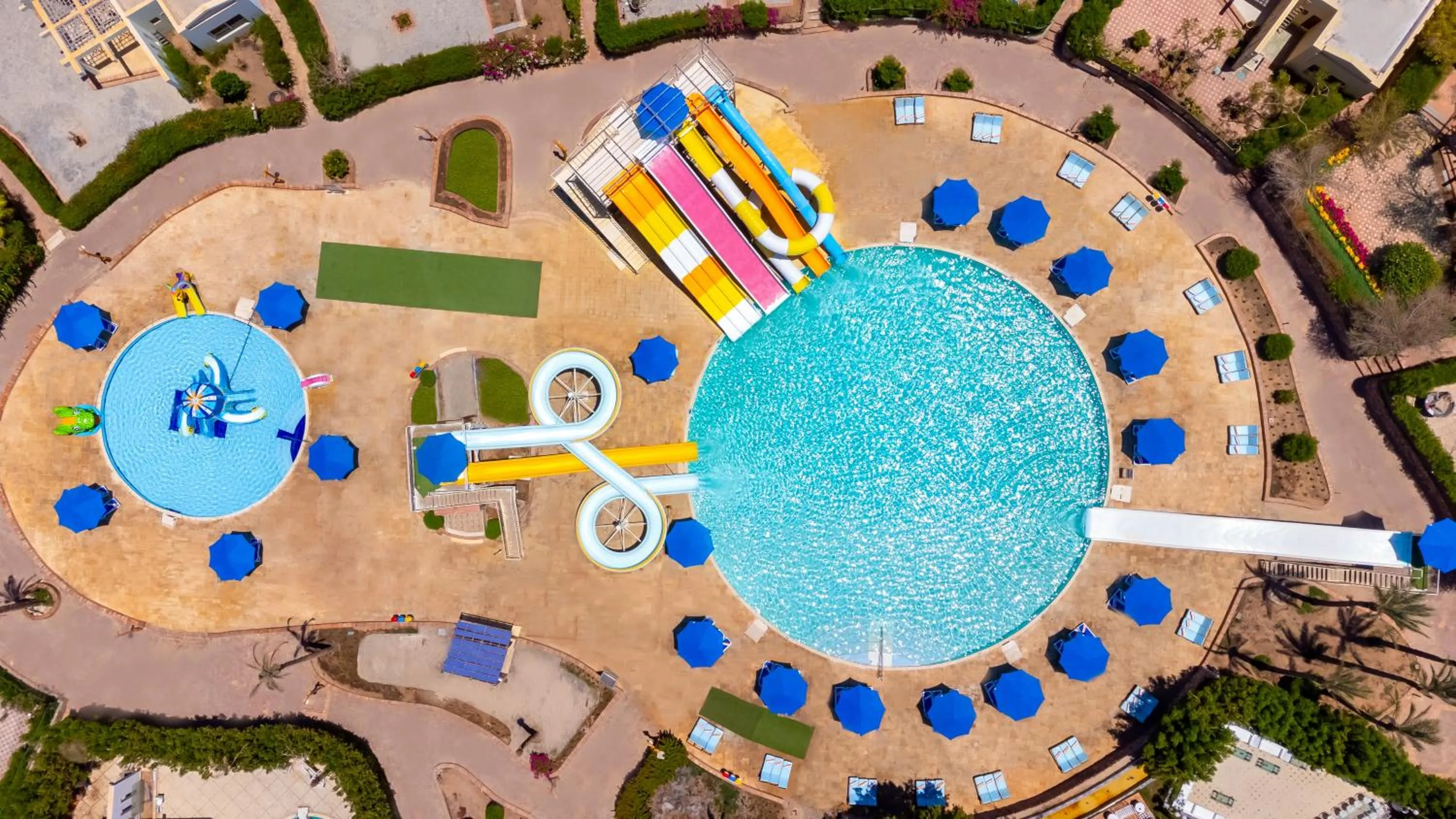 Aqua park in Amwaj Oyoun Resort