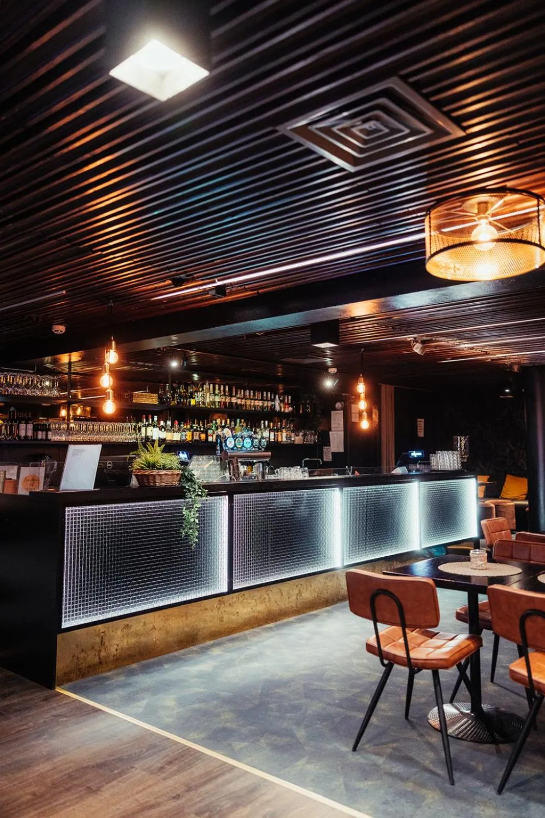 Nightclub / DJ in Hotel Emilia