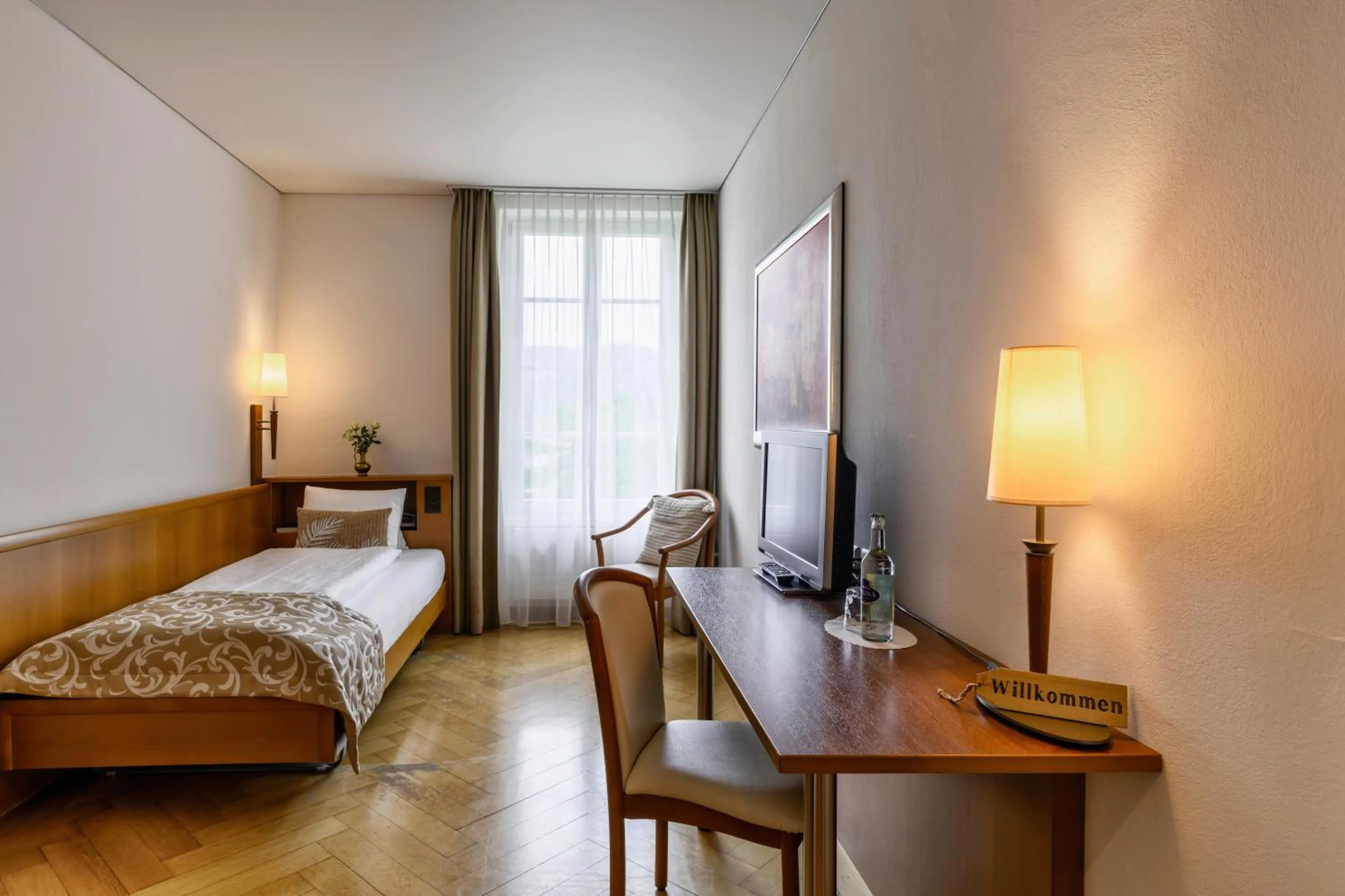 Bedroom, Bed in Hotel Landgasthof Schönbühl