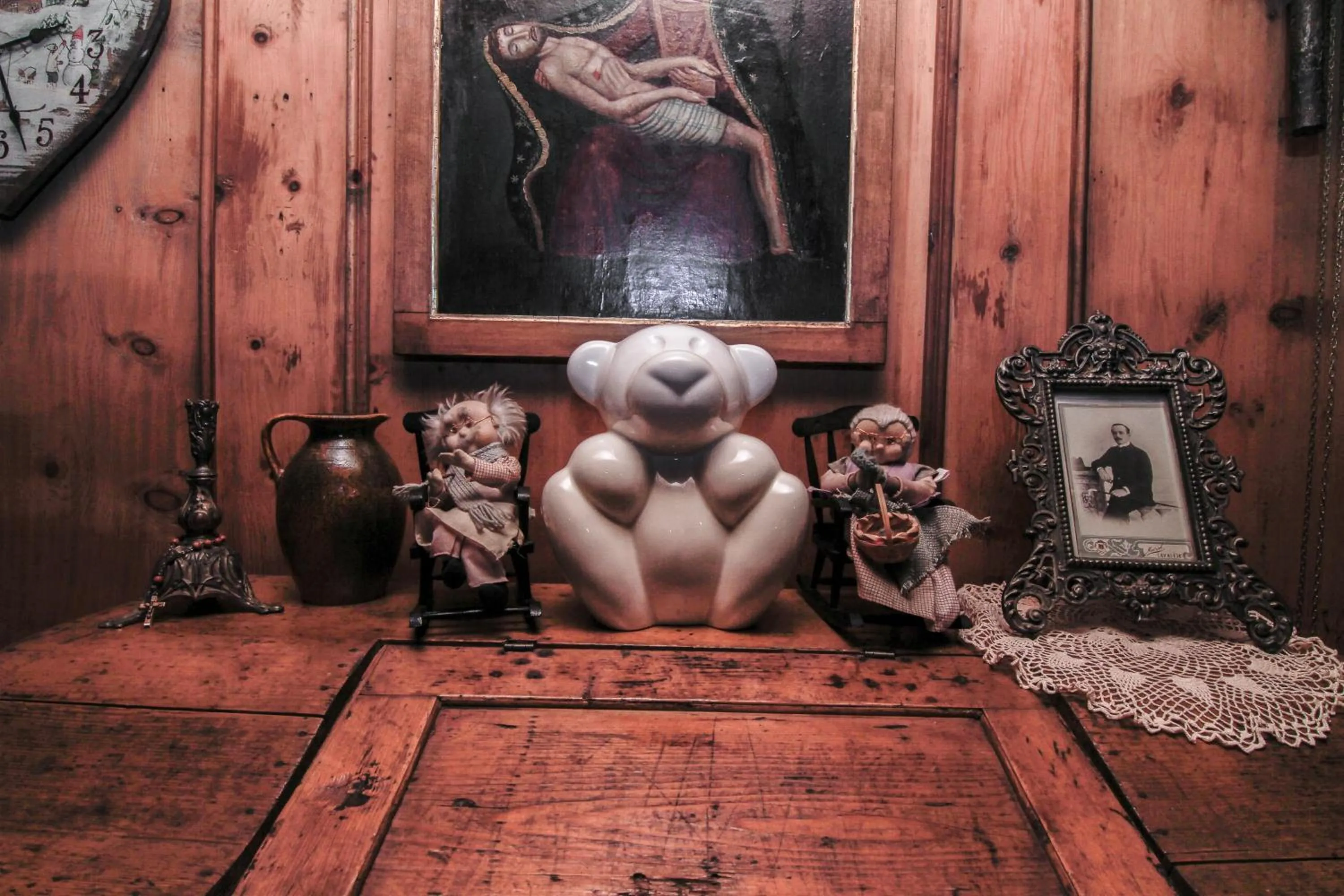 Decorative detail in Hotel Panorama