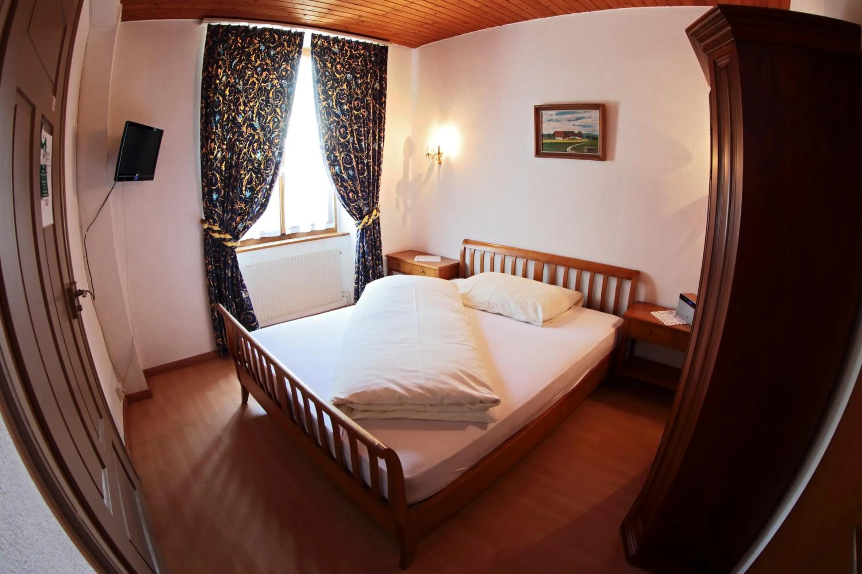 Bed in Gasthof National