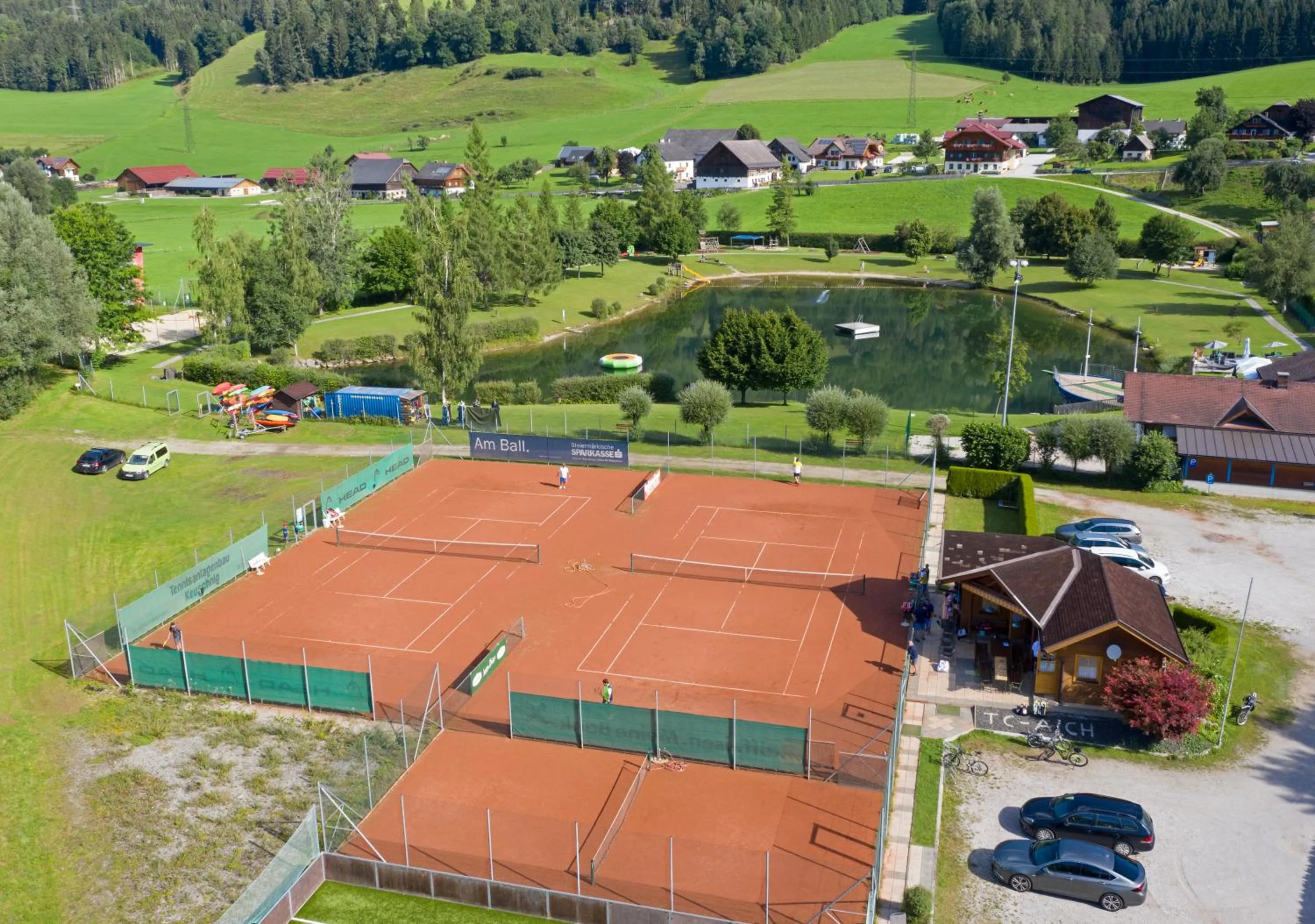 Tennis court in Sport & Familienhotel Bärenwirt