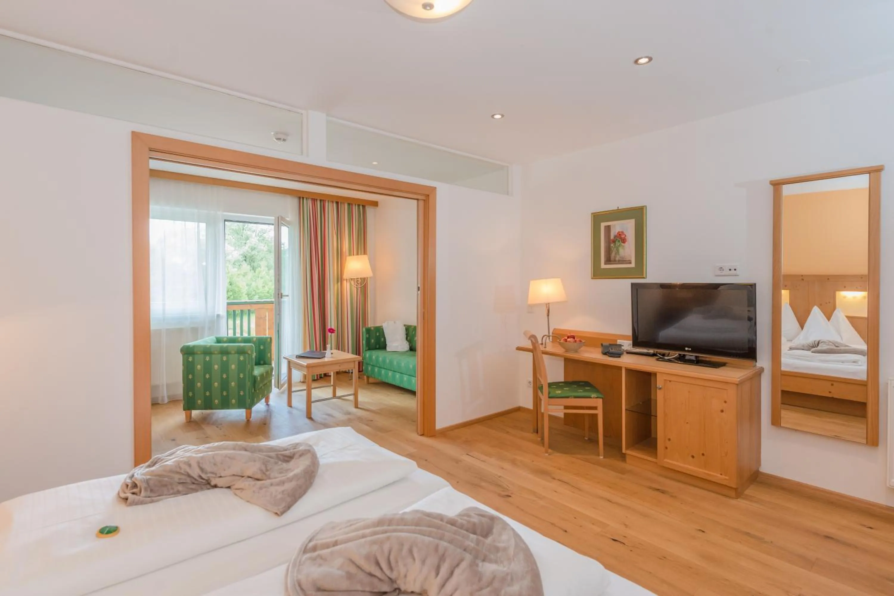 Living room, Bed in Sport & Familienhotel Bärenwirt