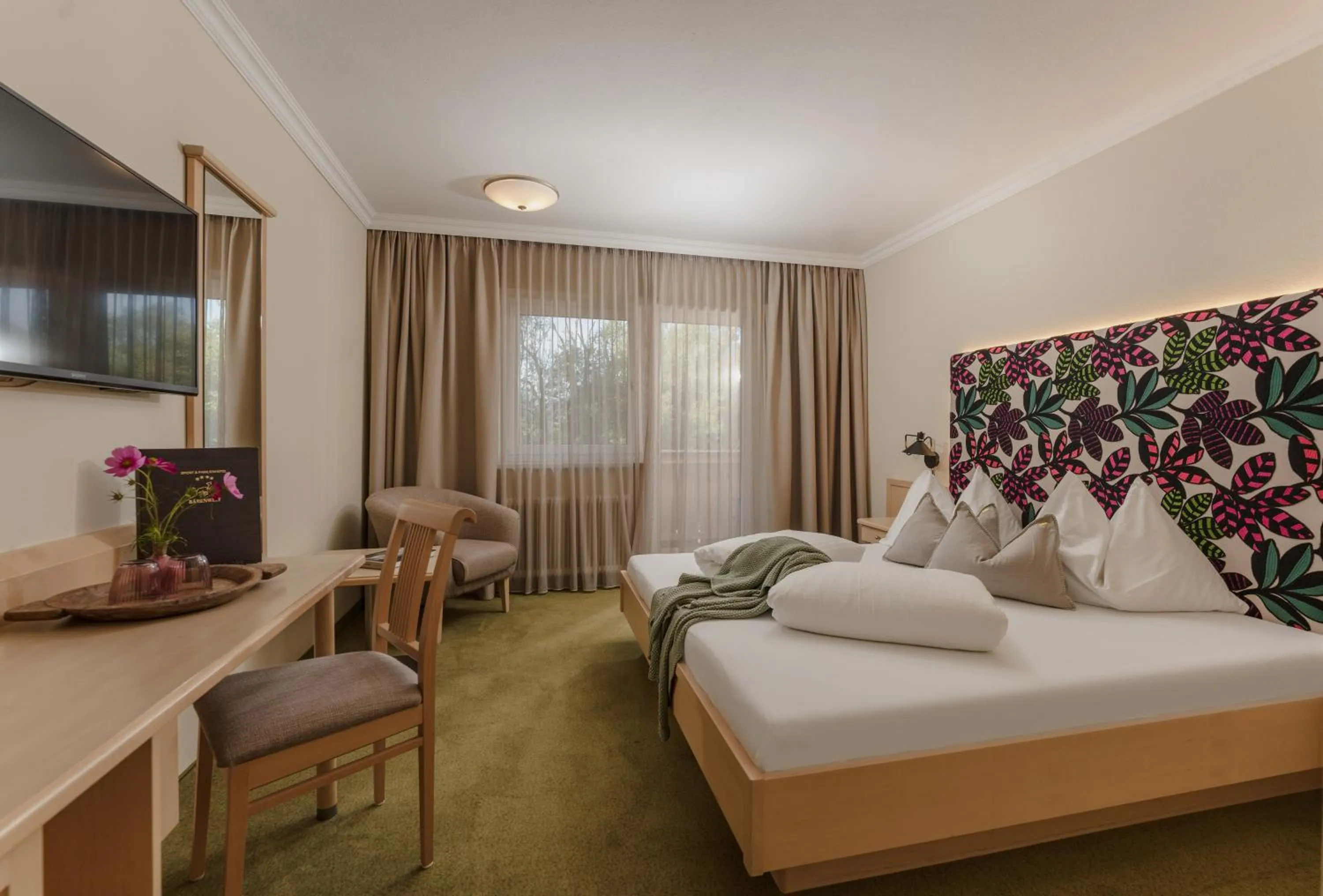 Photo of the whole room, Bed in Sport & Familienhotel Bärenwirt