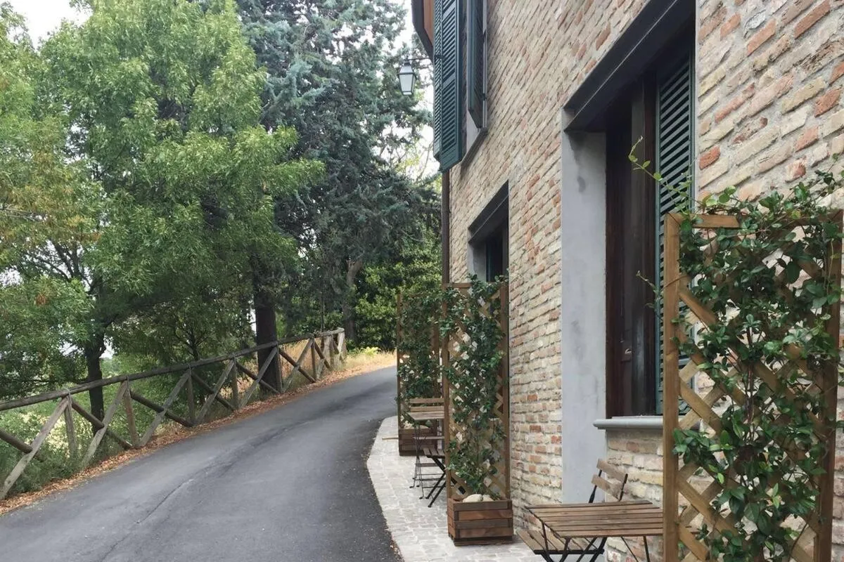 Casa Oliva borgo del Benessere delle Marche