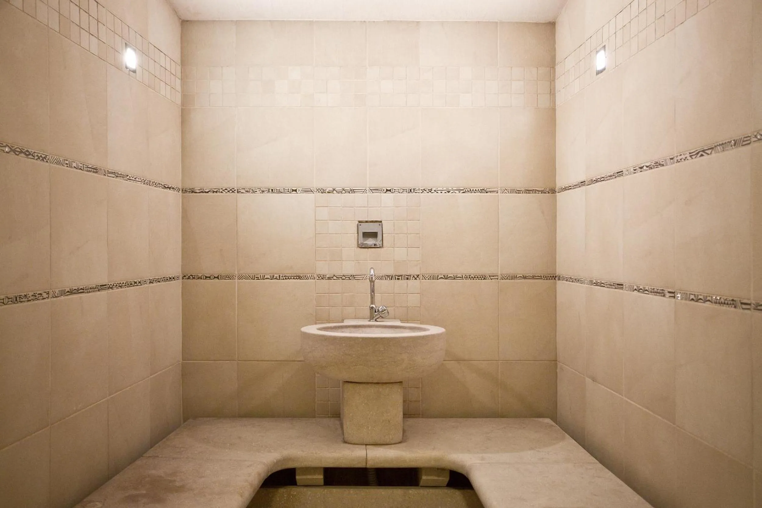 Steam room in Casa Oliva Albergo Diffuso