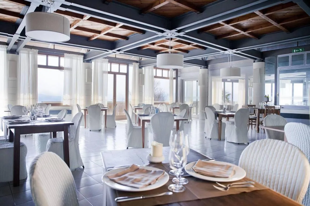 Restaurant/places to eat in Casa Oliva Albergo Diffuso