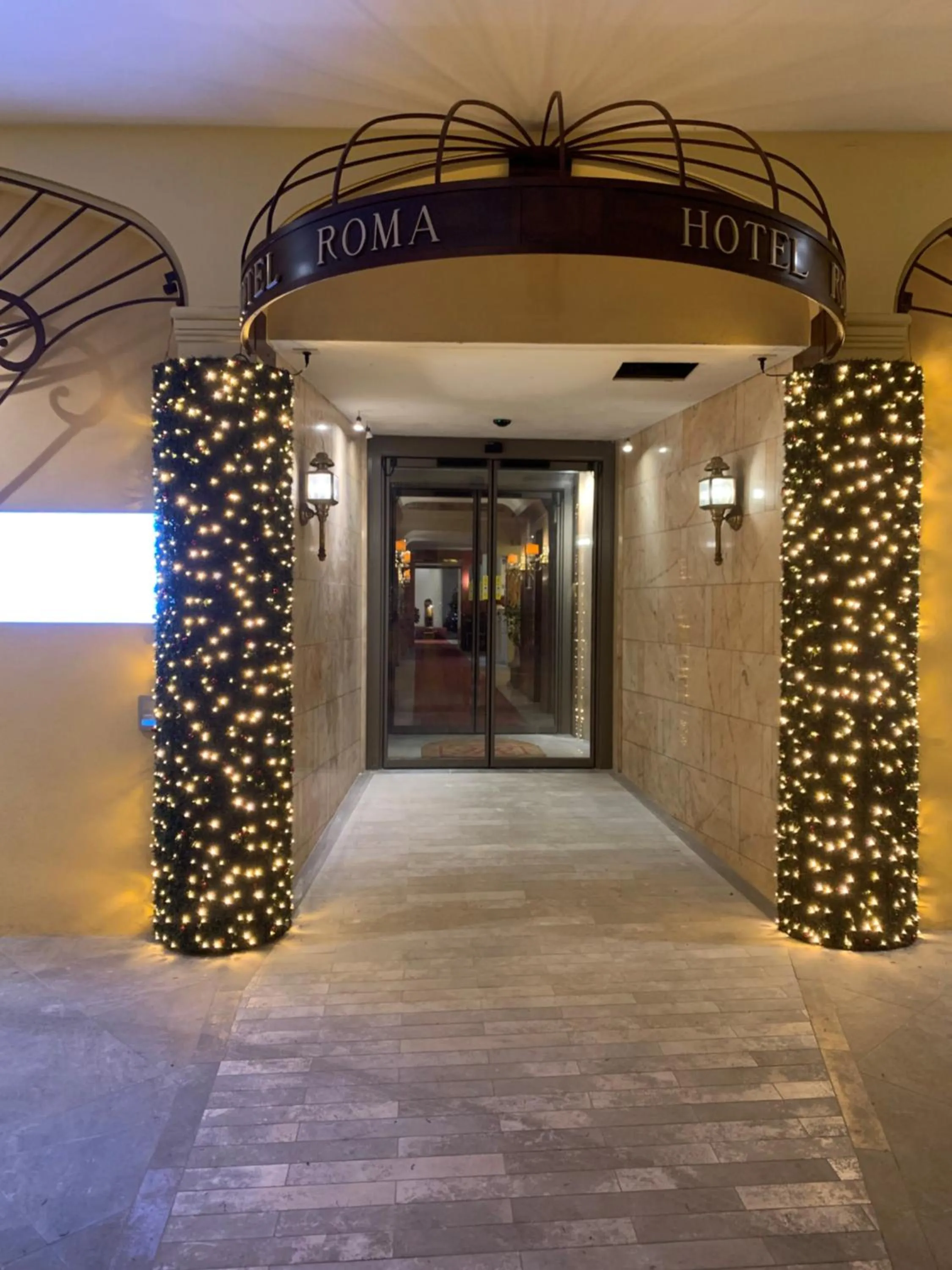 Facade/entrance in Hotel Roma