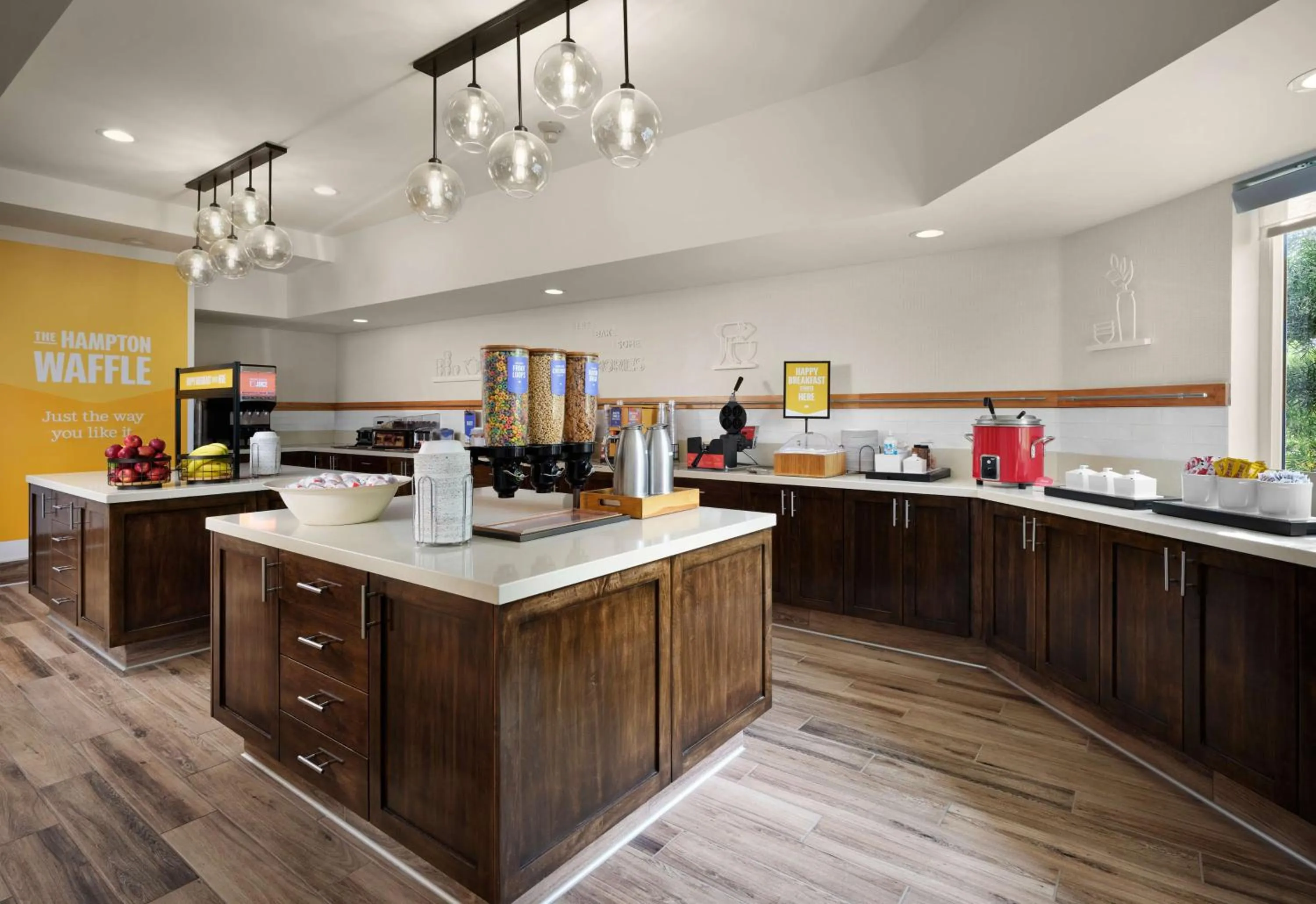 Breakfast in Hampton Inn San Diego/Del Mar