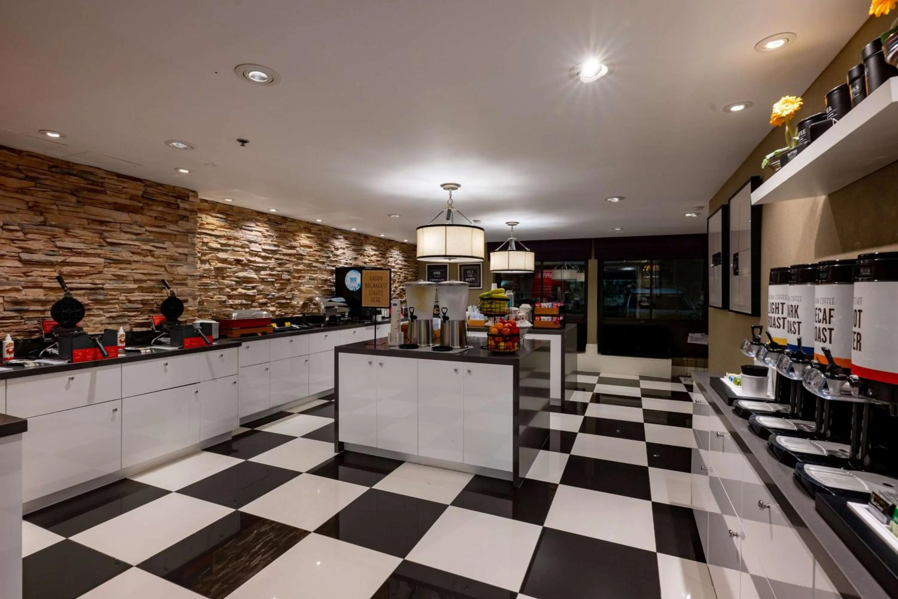 Breakfast in Hampton Inn by Hilton San Diego - Kearny Mesa