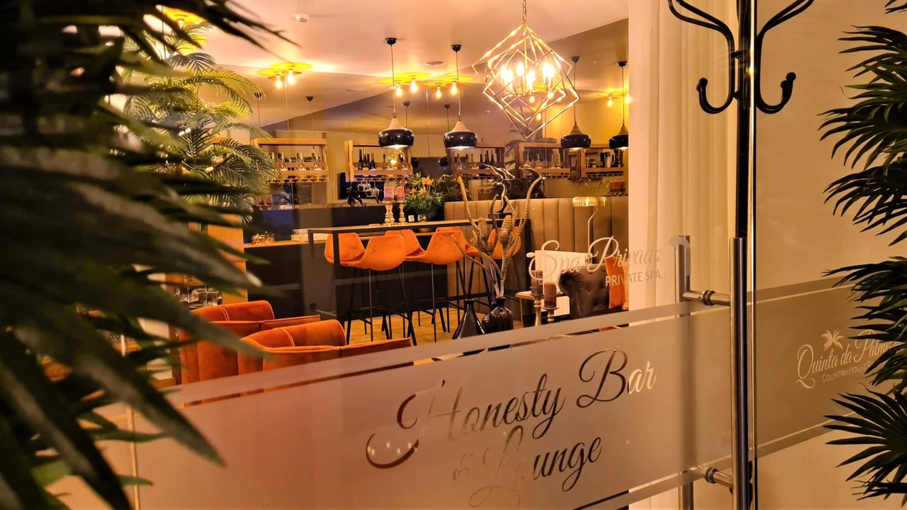 Lounge or bar in Quinta da Palmeira - Country House Retreat & Spa