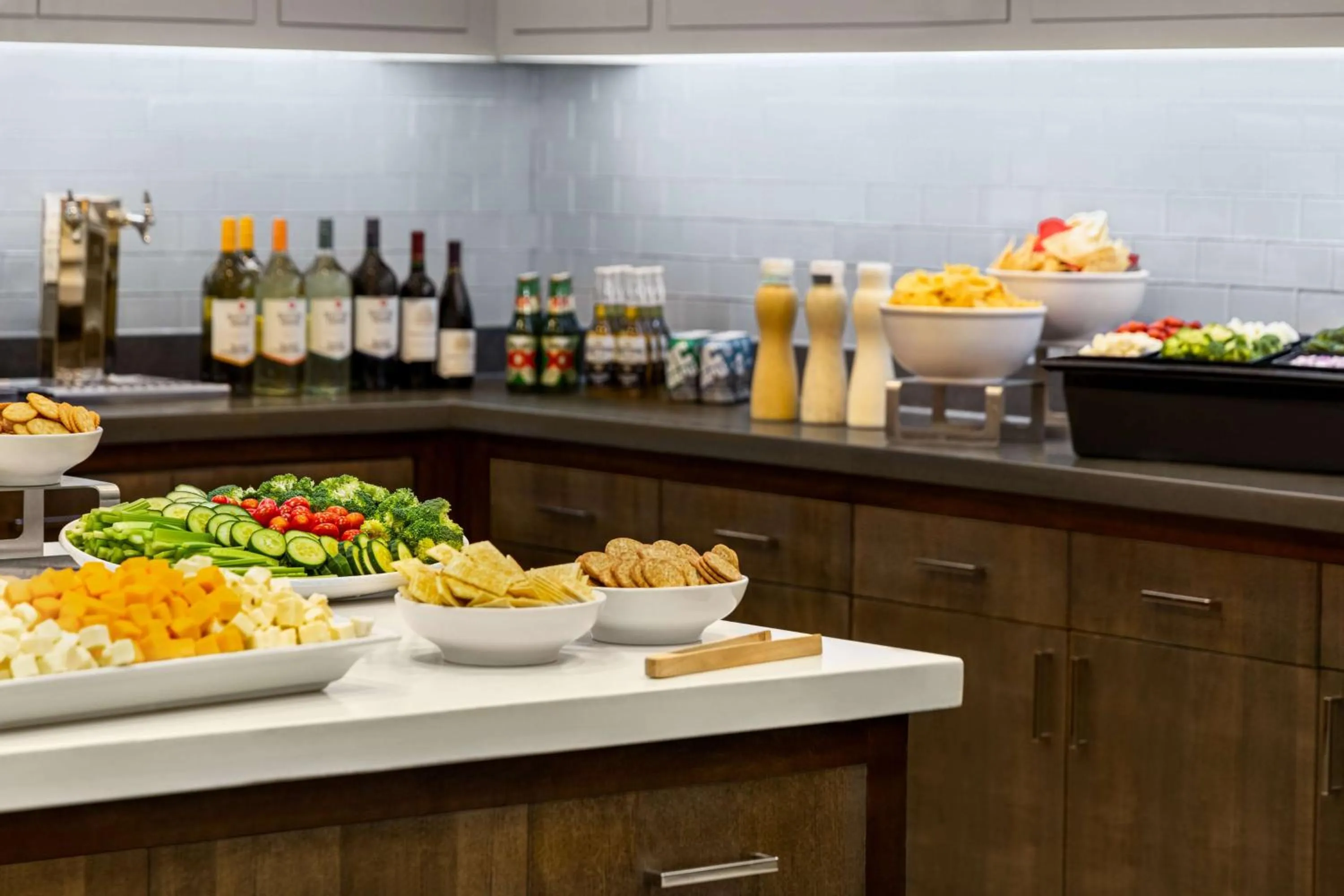 Dining area in Homewood Suites by Hilton Washington, D.C. Downtown
