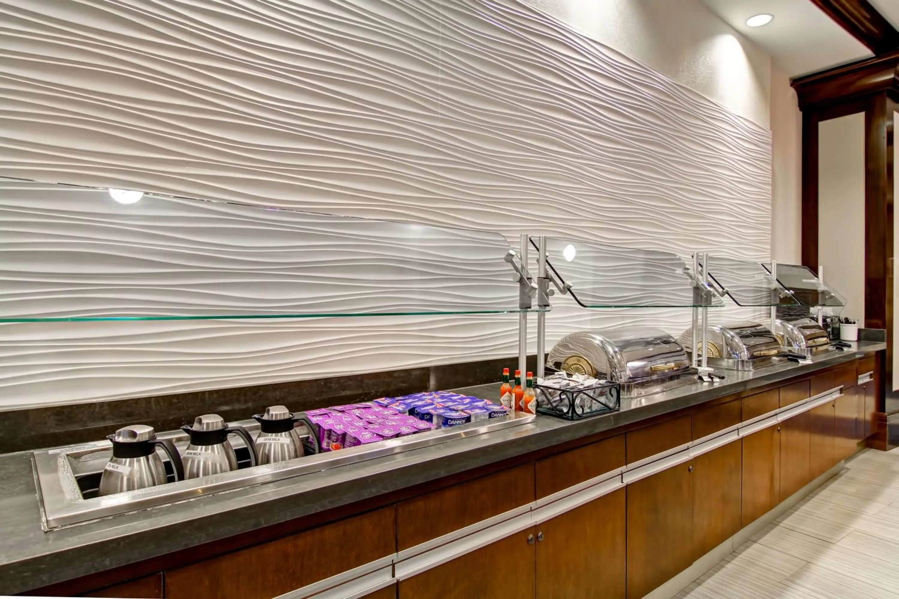 Breakfast in Homewood Suites by Hilton Washington, D.C. Downtown