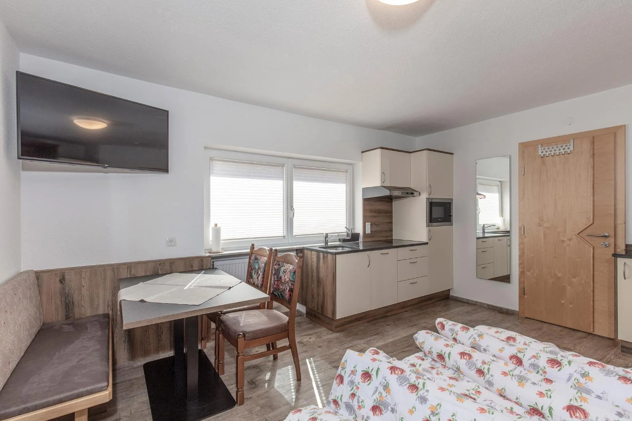 Kitchen or kitchenette, Bed in Apart Felsenhof