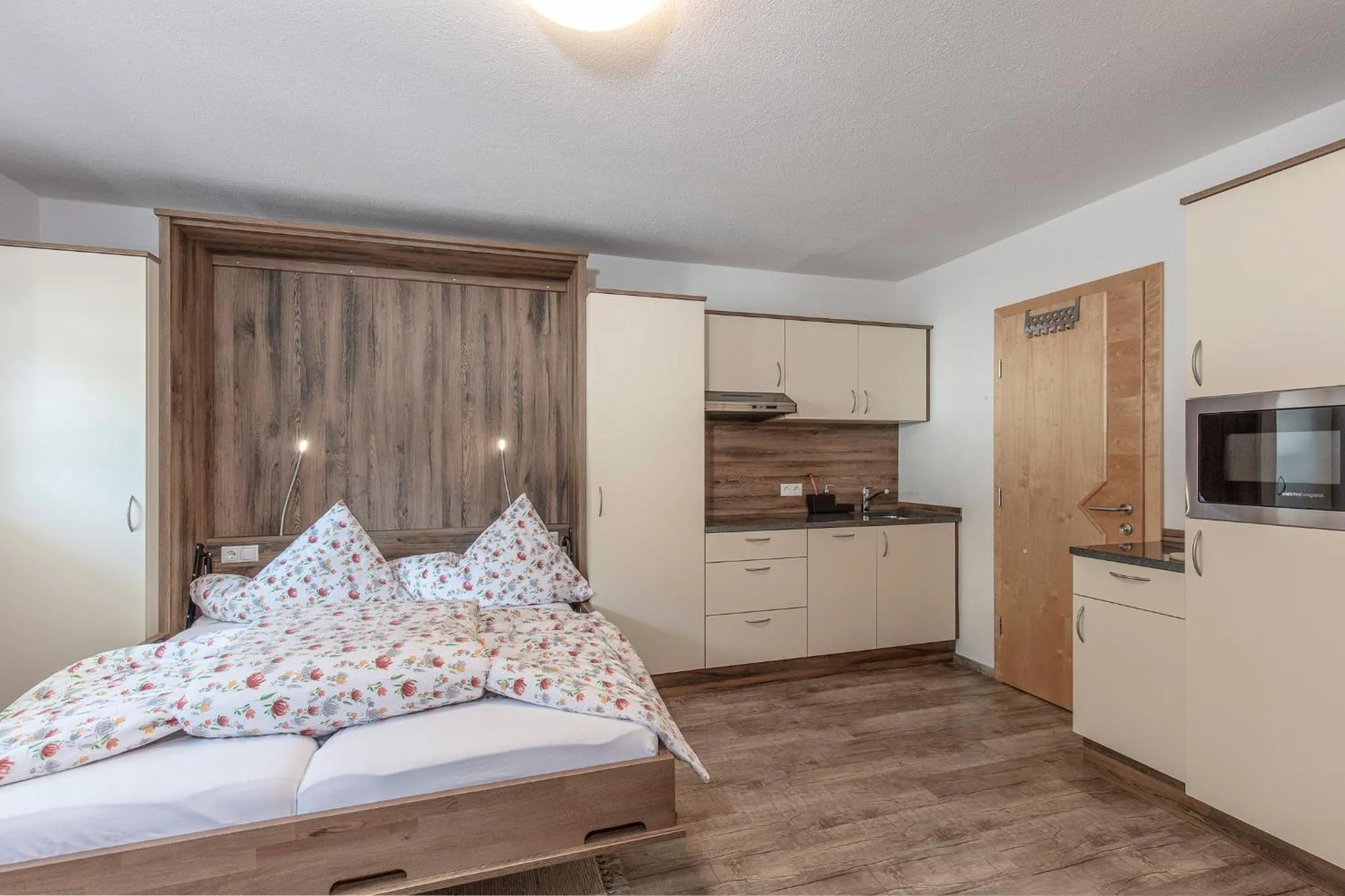 Kitchen or kitchenette, Bed in Apart Felsenhof
