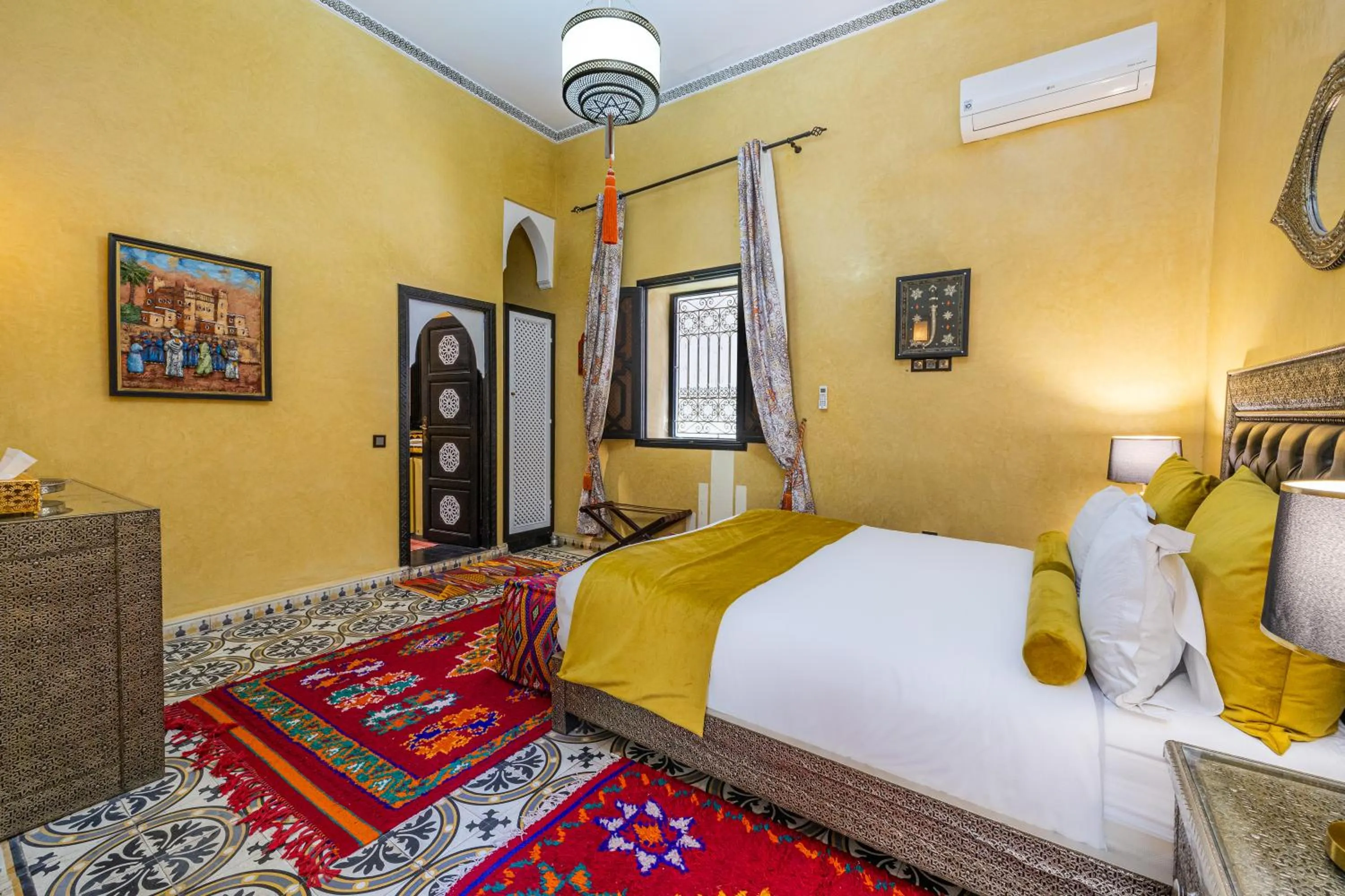 Photo of the whole room, Bed in Riad Luzia