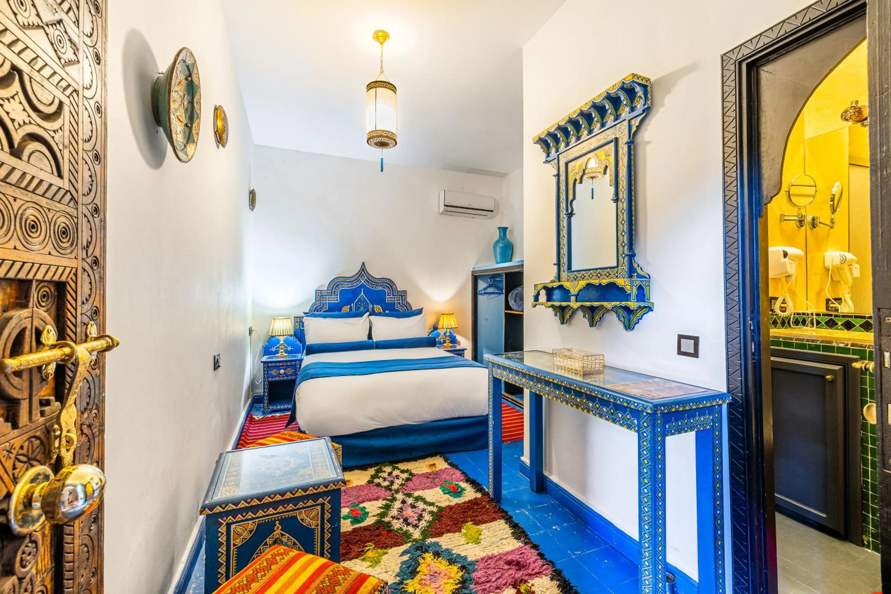 Photo of the whole room, Bed in Riad Luzia