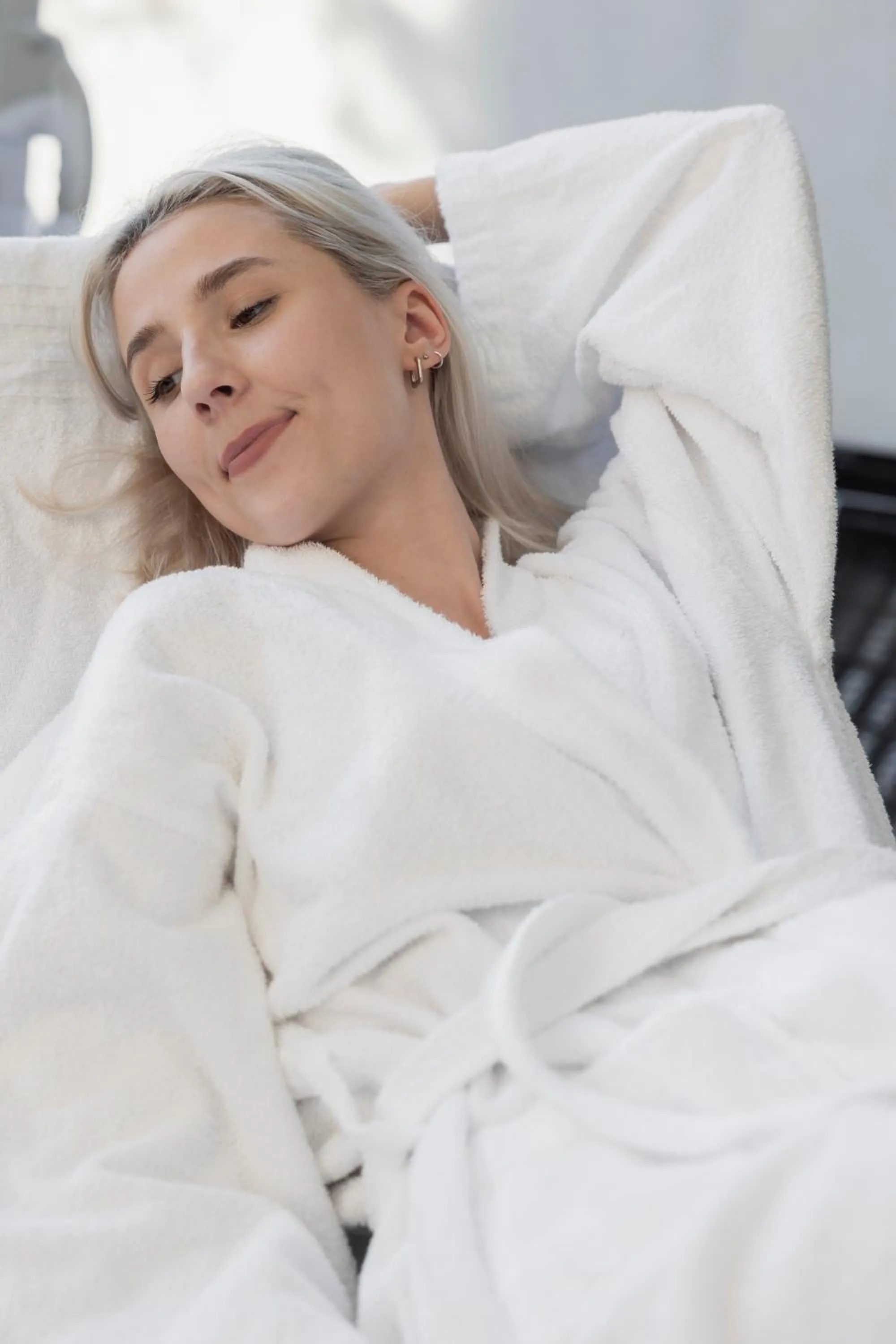 Swimming pool, Bed in Hotel Bergwelt