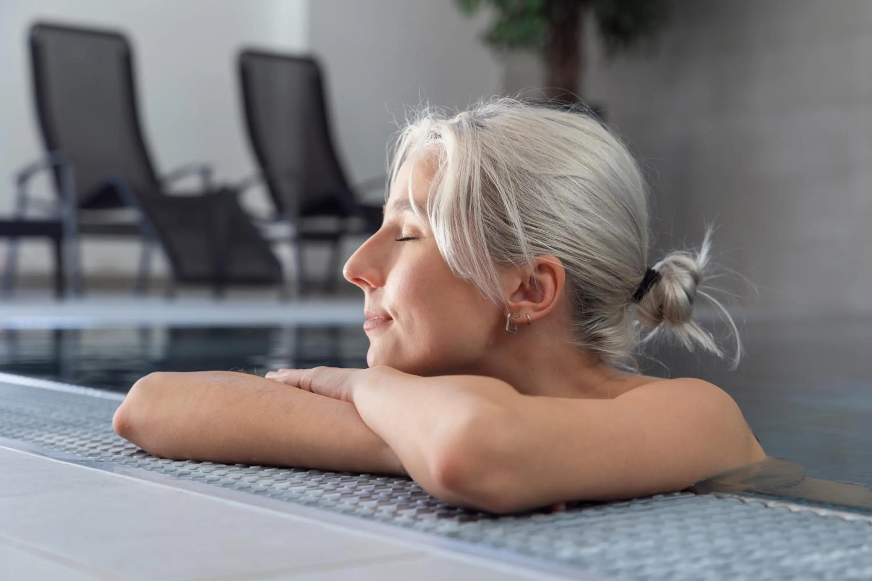 Swimming pool in Hotel Bergwelt