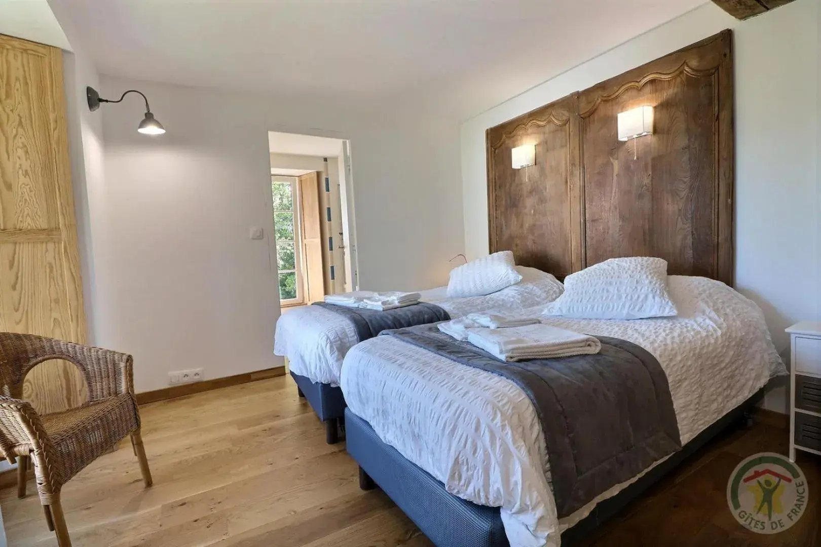 Deluxe Double or Twin Room - single occupancy in Chateau des Fontenelles Deluxe Double or Twin Room - single occupancy in Chateau des Fontenelles