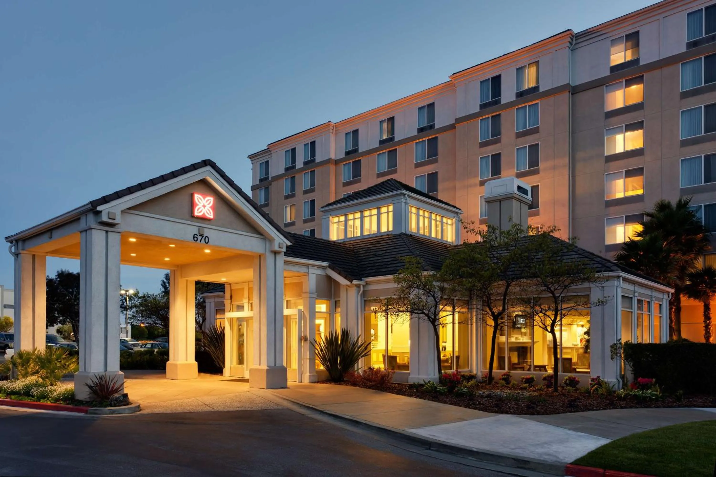 Property building in Hilton Garden Inn San Francisco Airport North