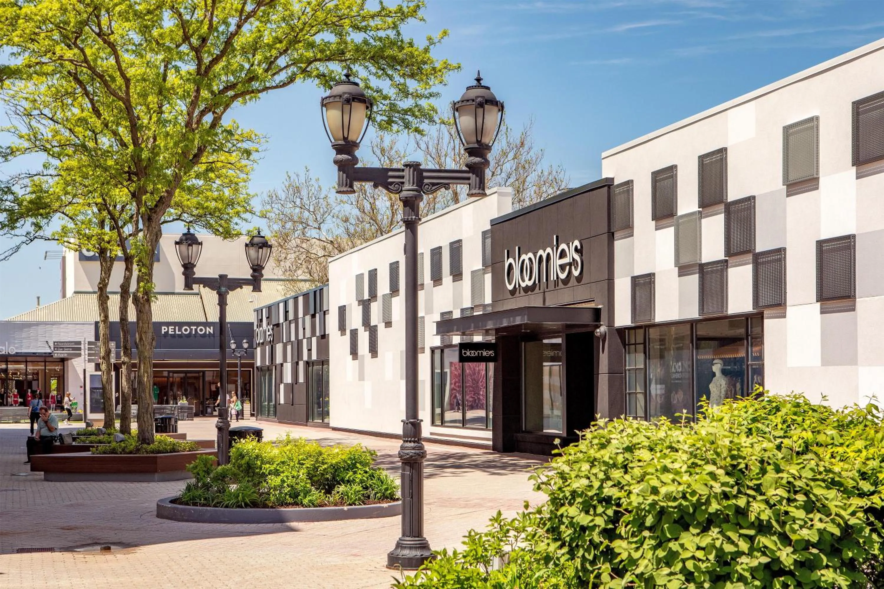 DoubleTree by Hilton Hotel and Conference Center Chicago North Shore