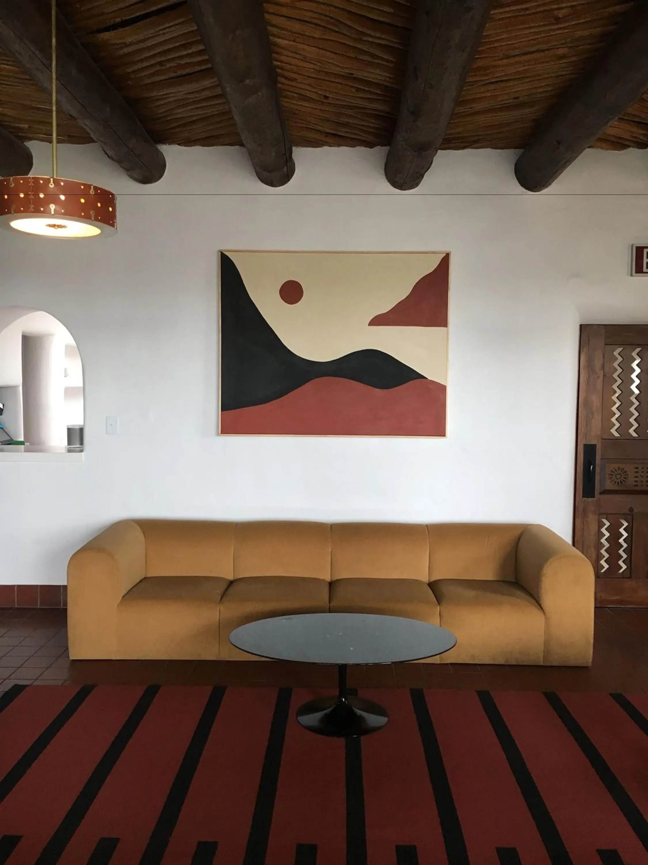Lobby or reception in El Rey Court