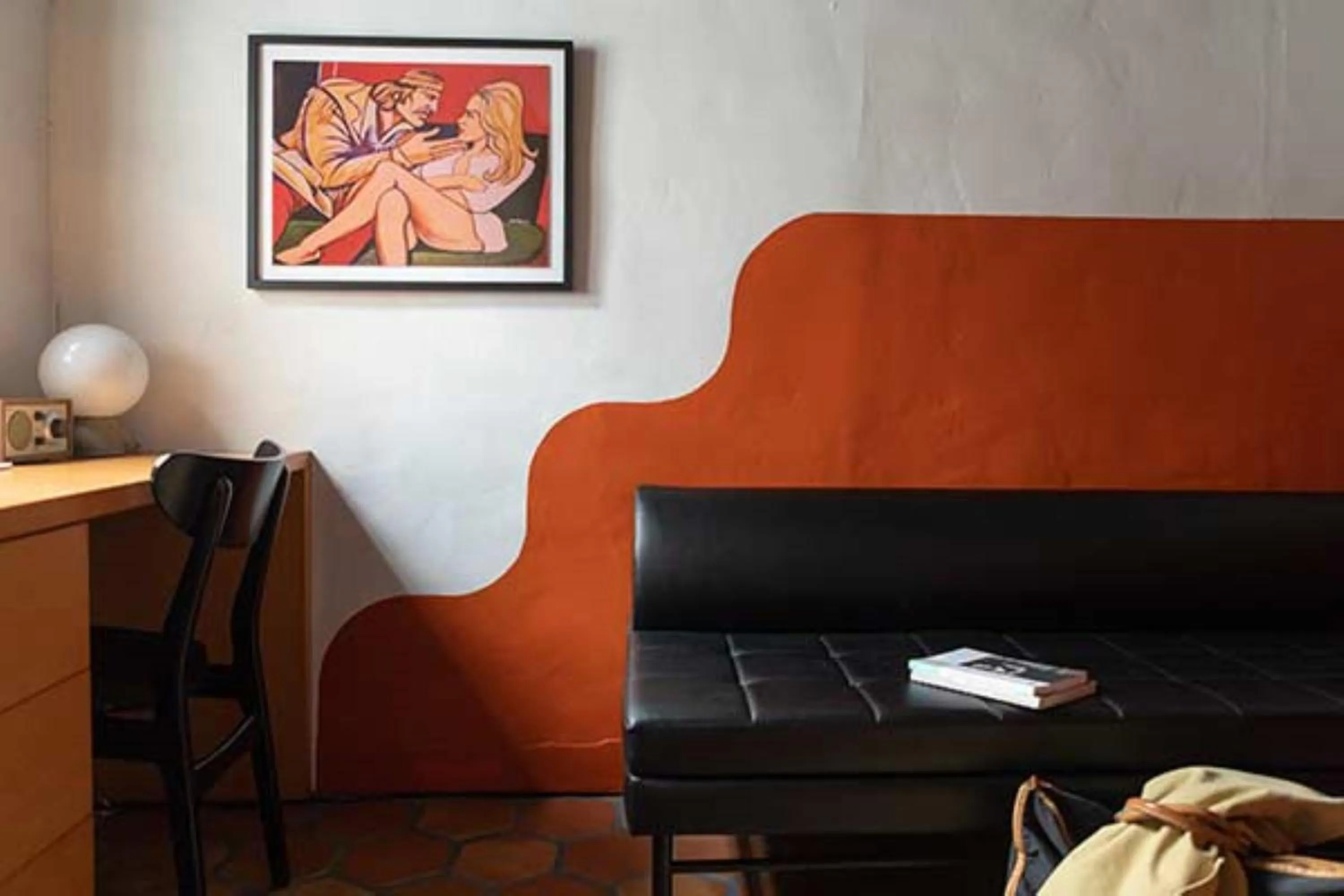 Living room in El Rey Court