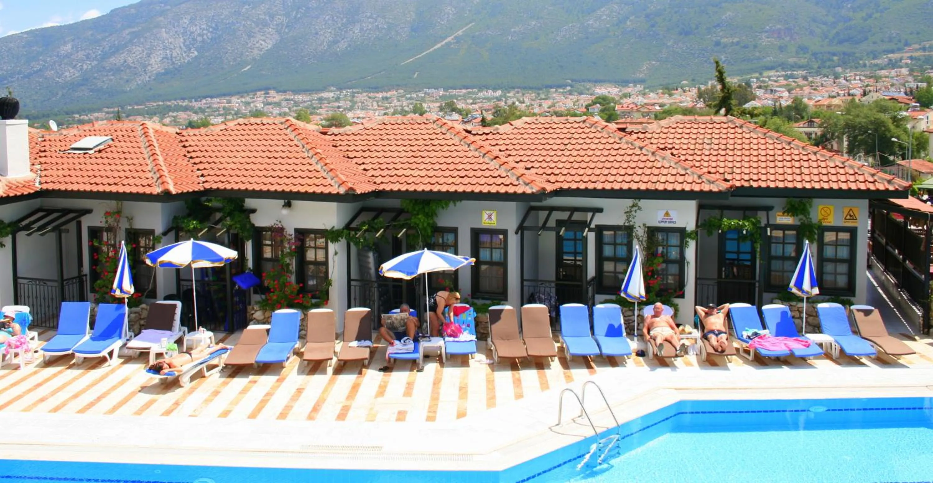 Hisar Holiday Club