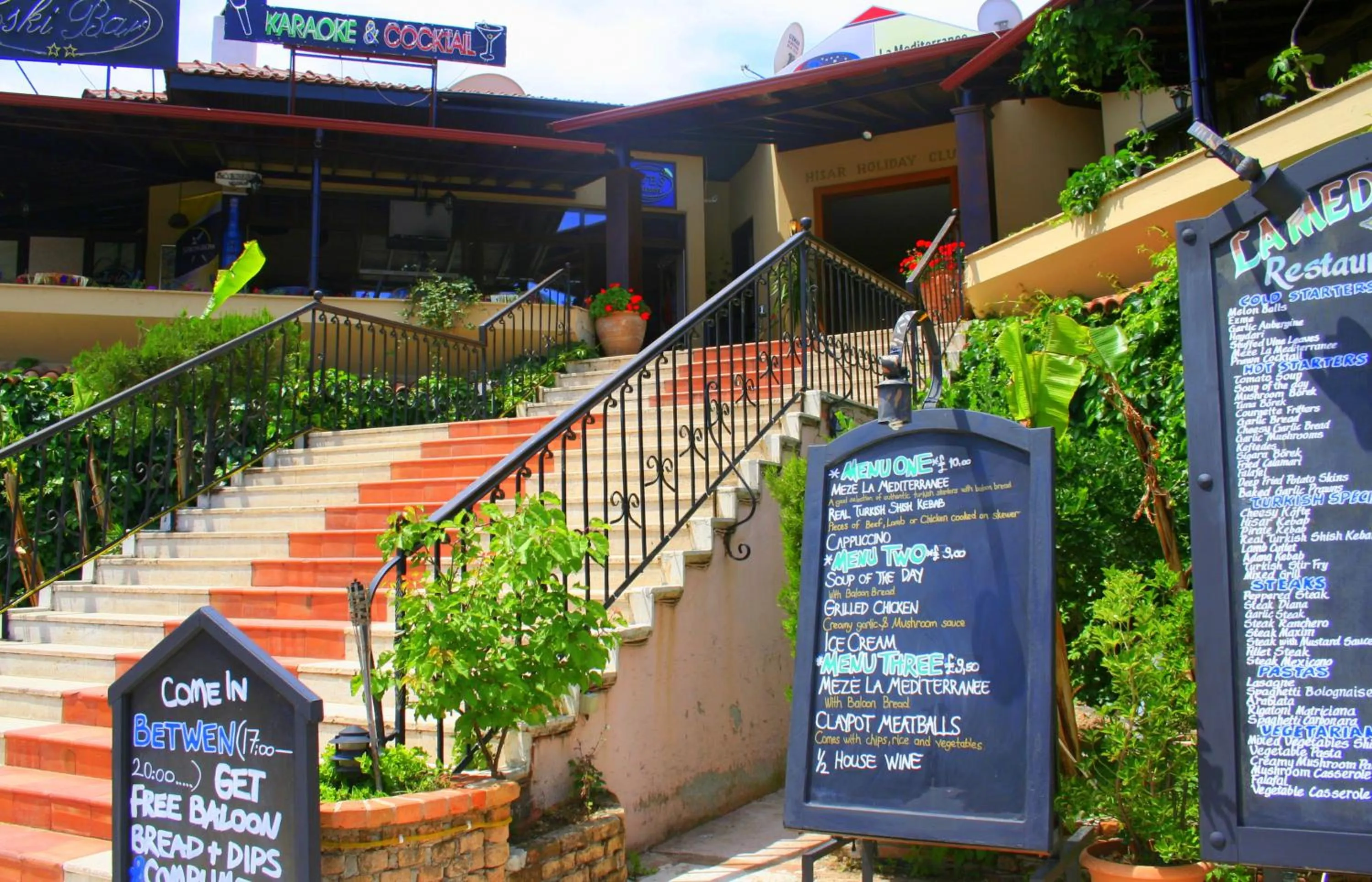 Property building in Hisar Holiday Club