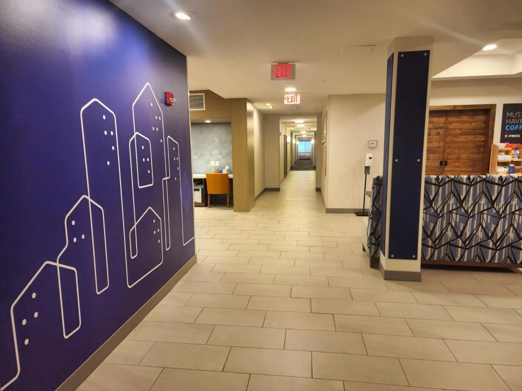 Lobby or reception in Holiday Inn Express Hotel & Suites Idaho Falls by IHG