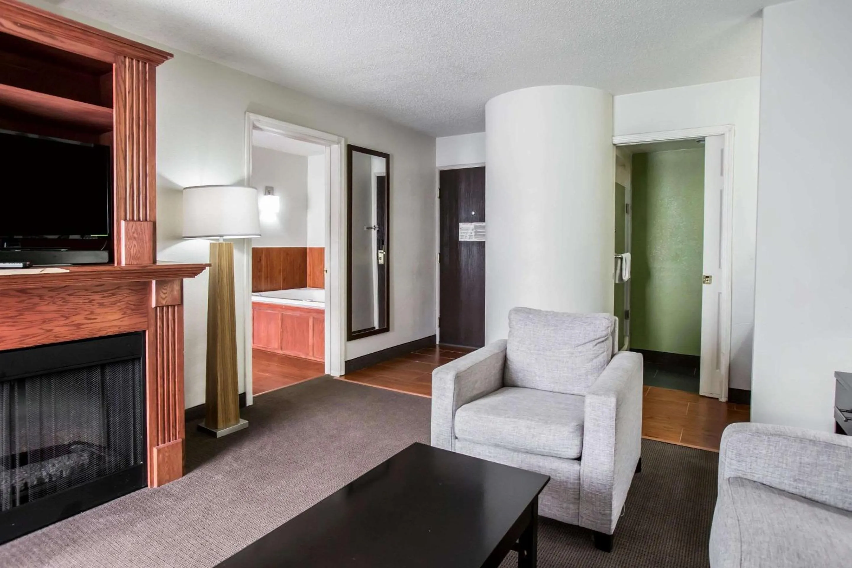 Photo of the whole room in Sleep Inn Rockford I-90