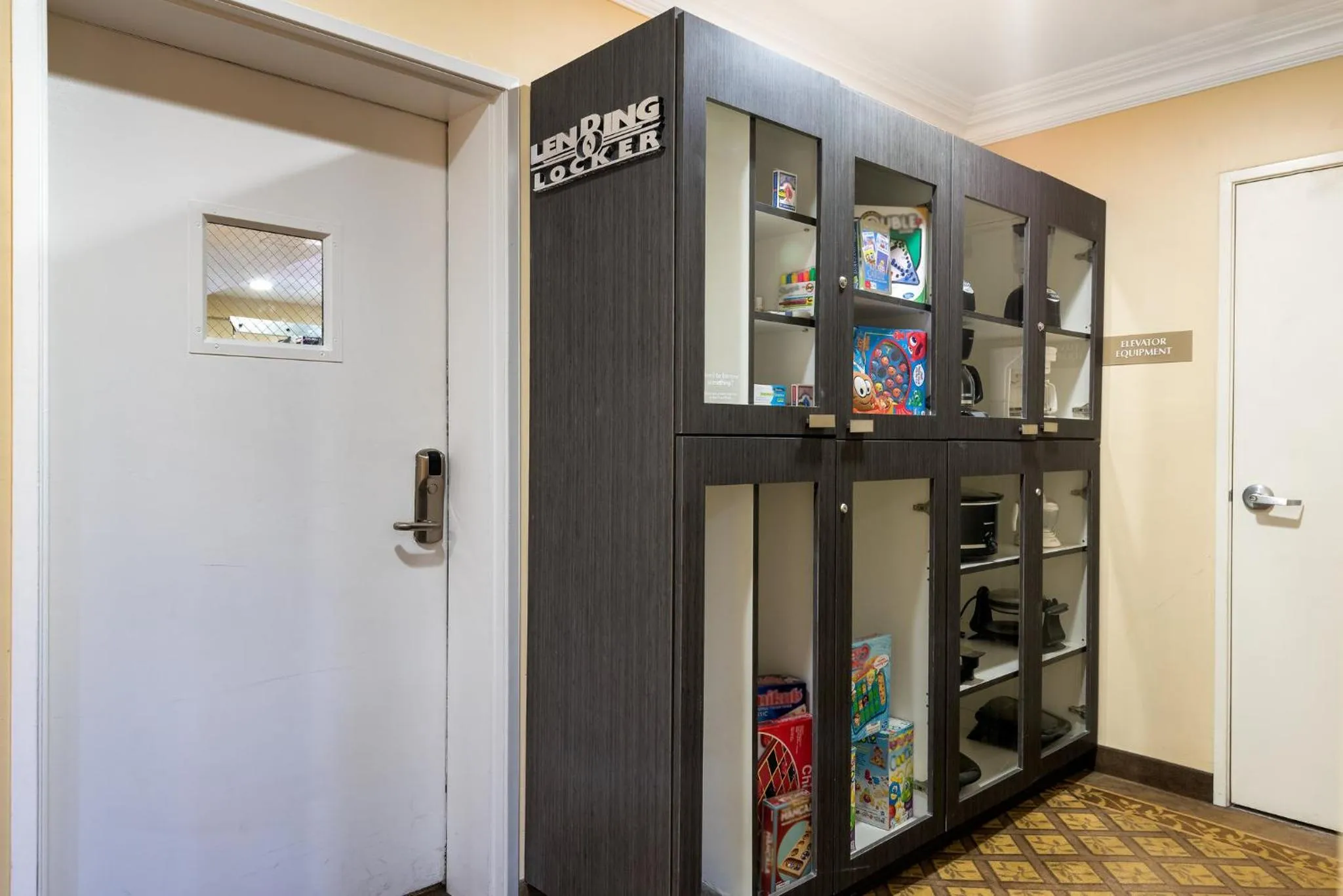 Lobby or reception in Candlewood Suites LAX Hawthorne by IHG