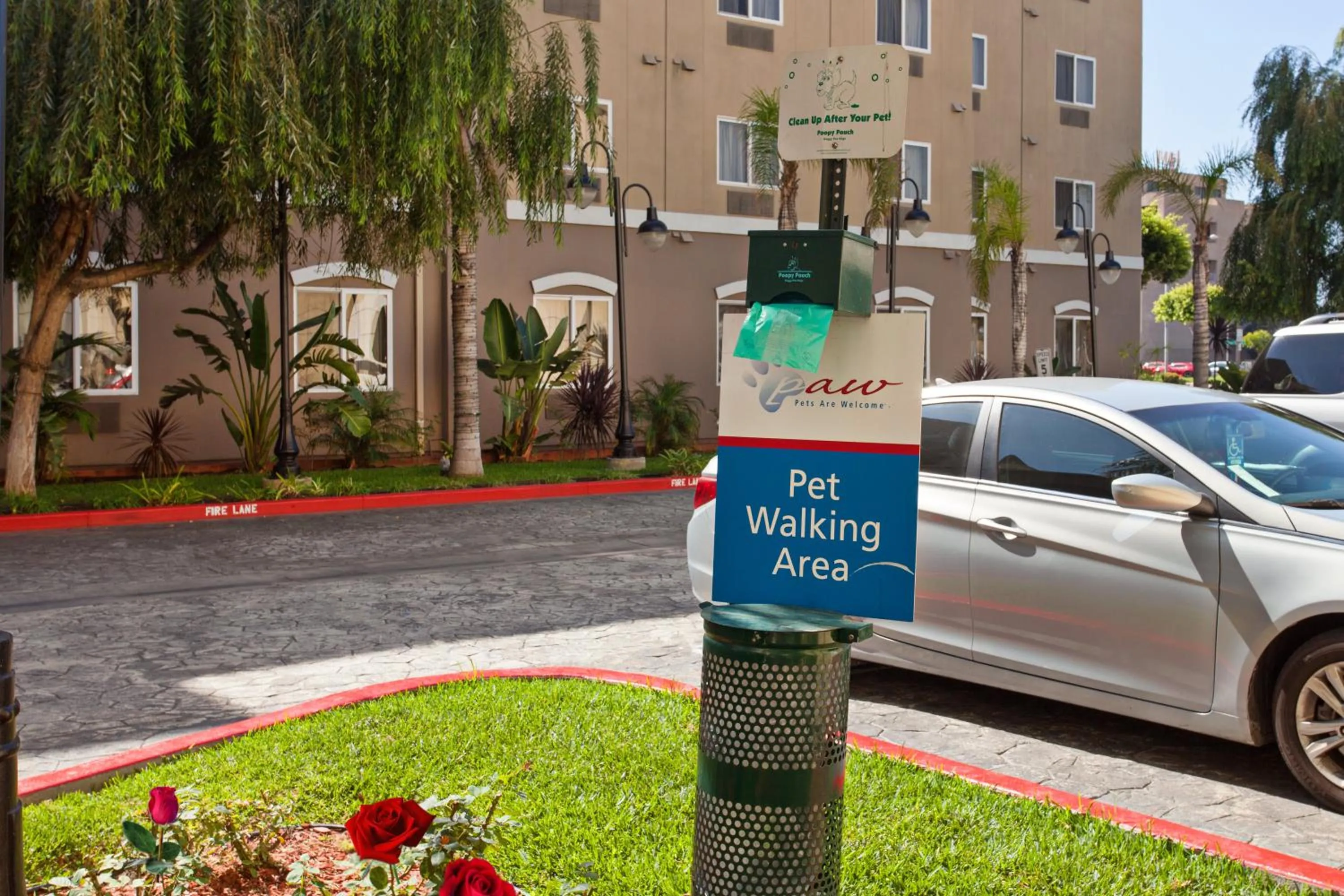 Lobby or reception in Candlewood Suites LAX Hawthorne by IHG
