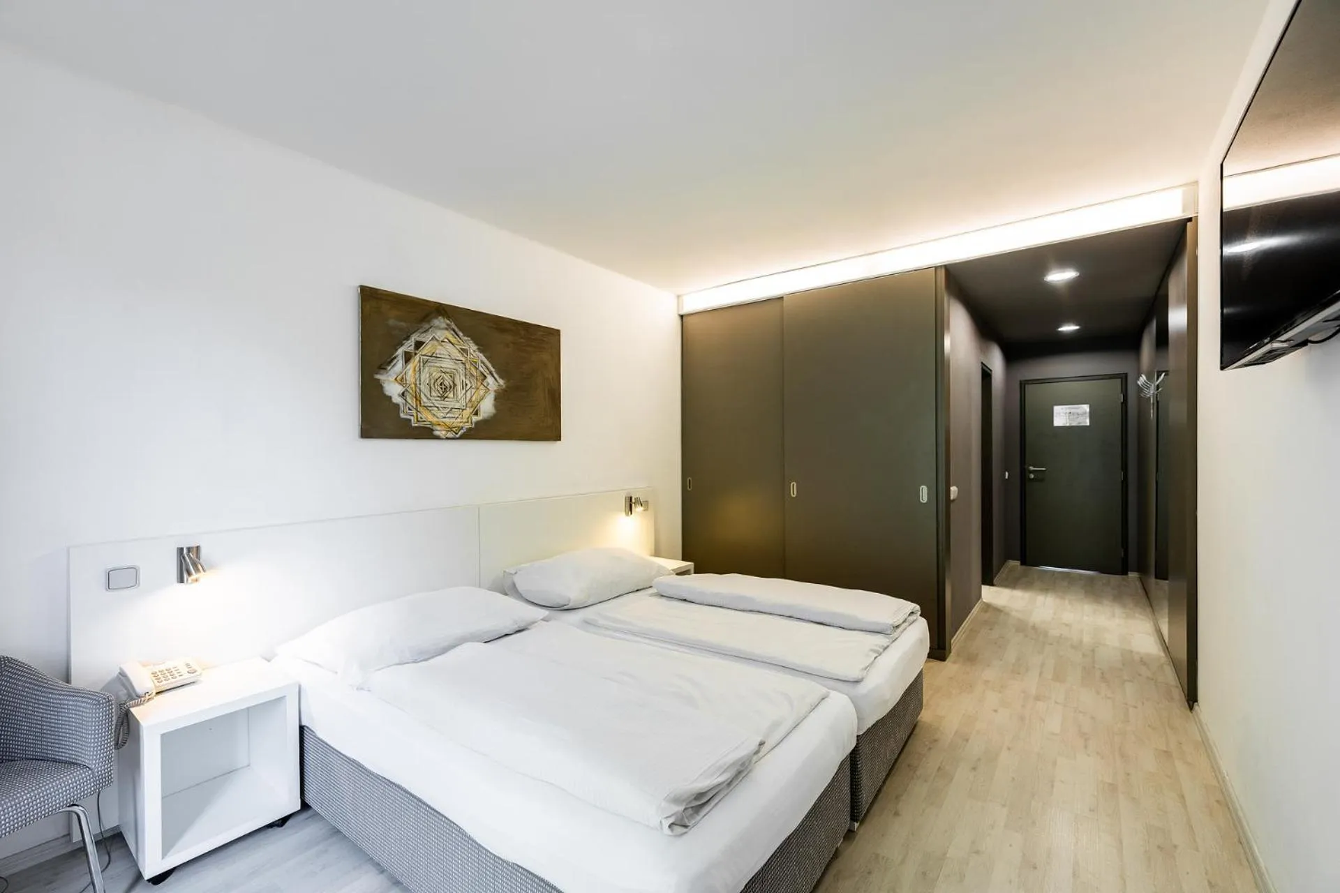 Photo of the whole room, Bed in Hotel SKI