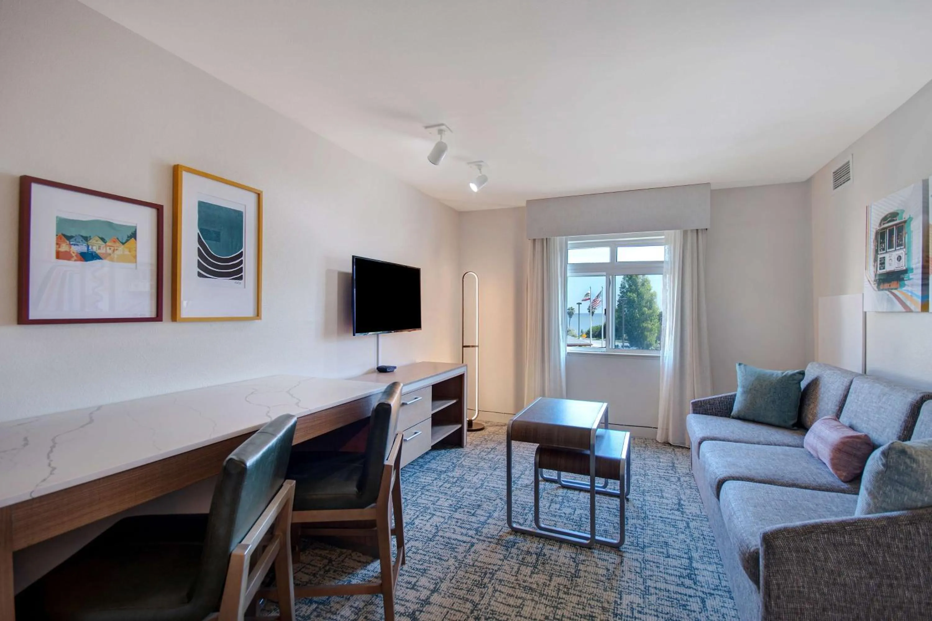 Living room in Homewood Suites by Hilton San Francisco Airport North California