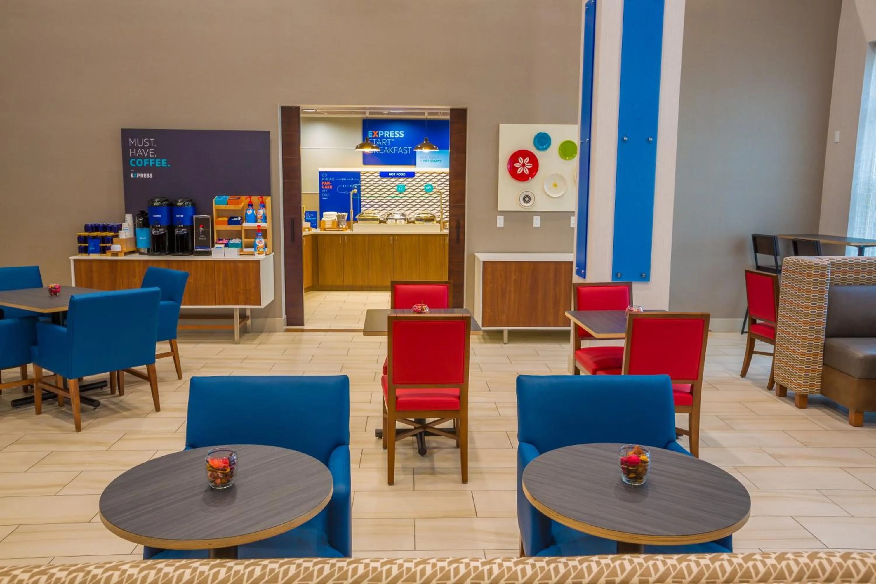 Breakfast in Holiday Inn Express Hotel & Suites Pasco-TriCities by IHG