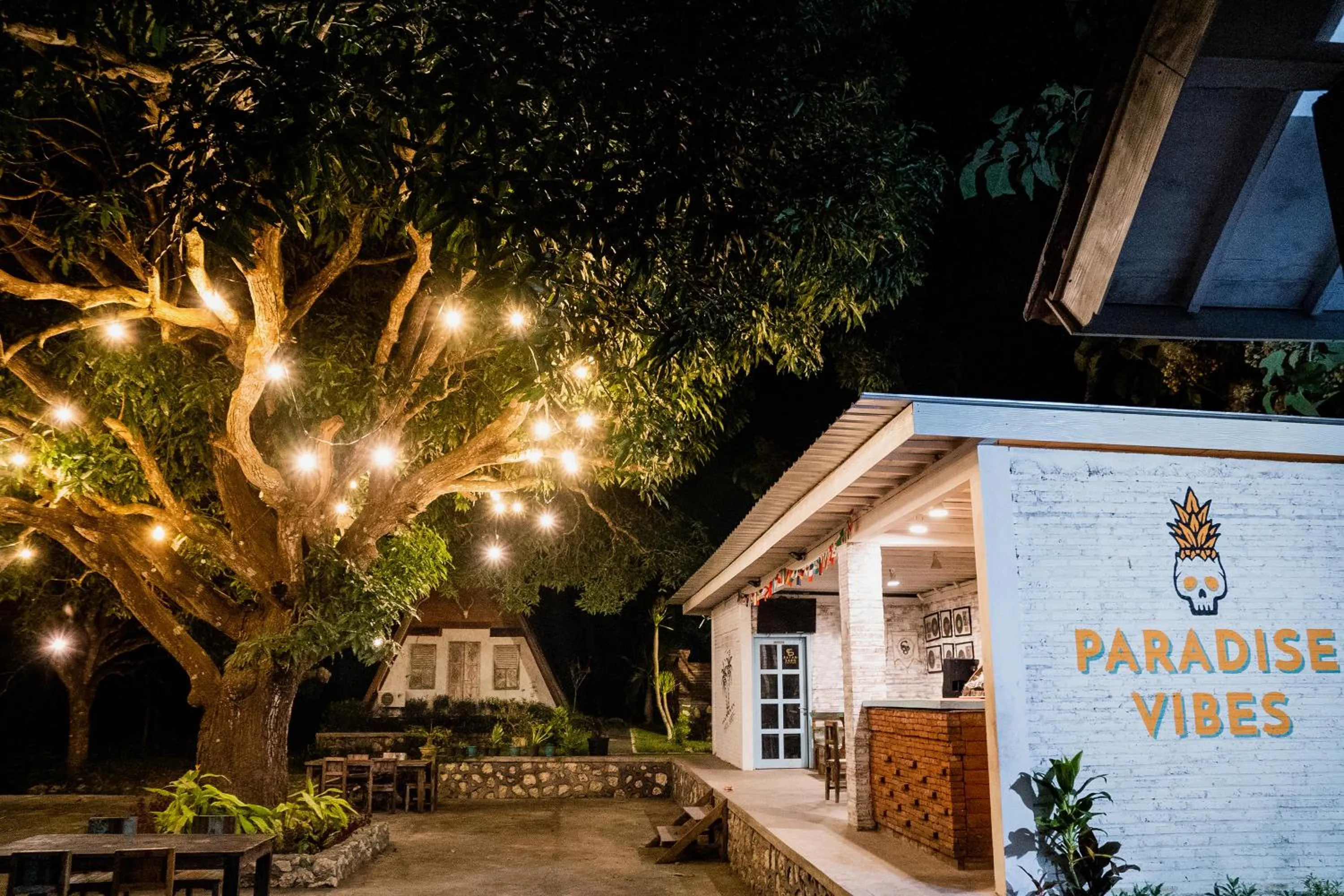 Property building in Batan Sabo & Co