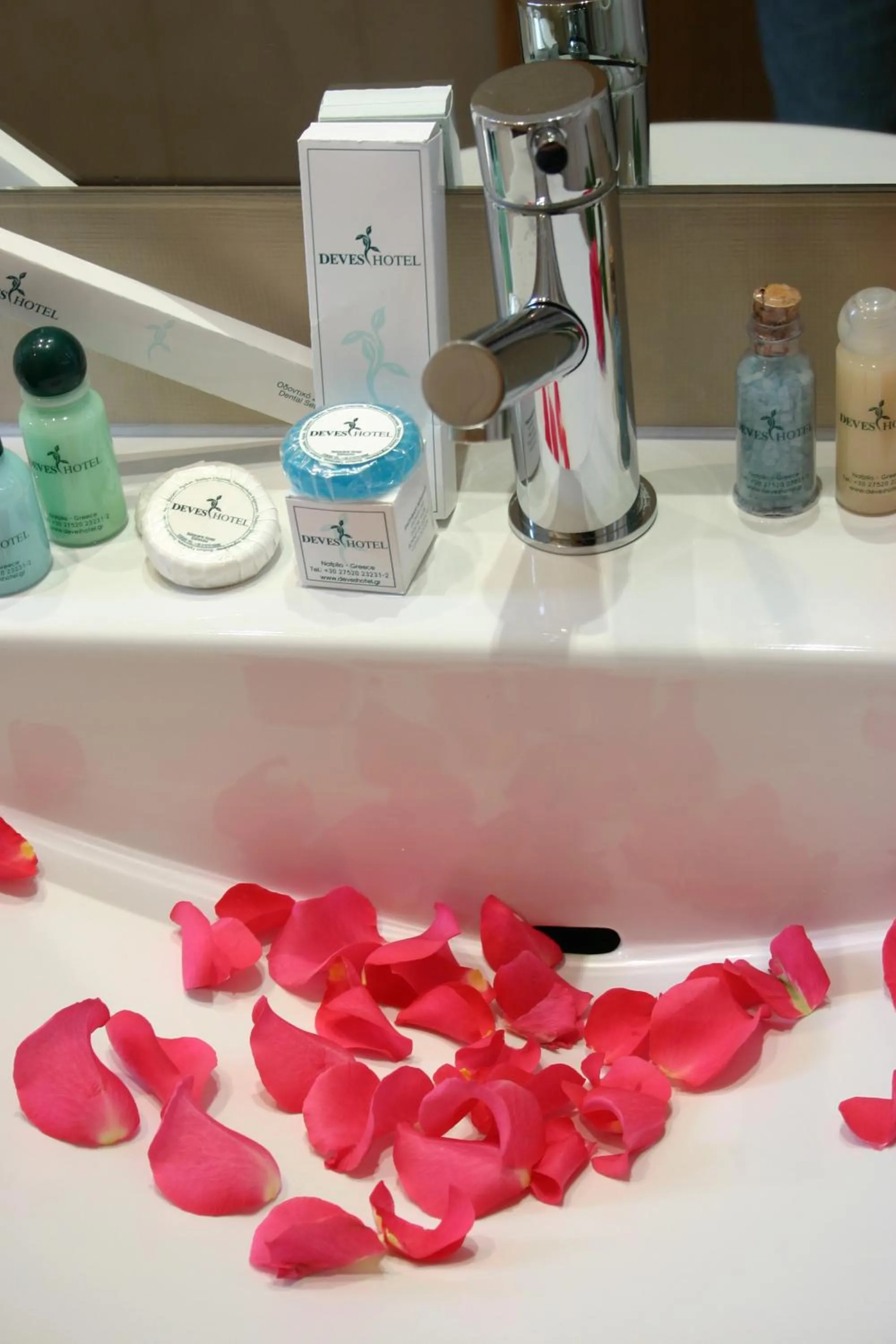 Bathroom in Deves Hotel