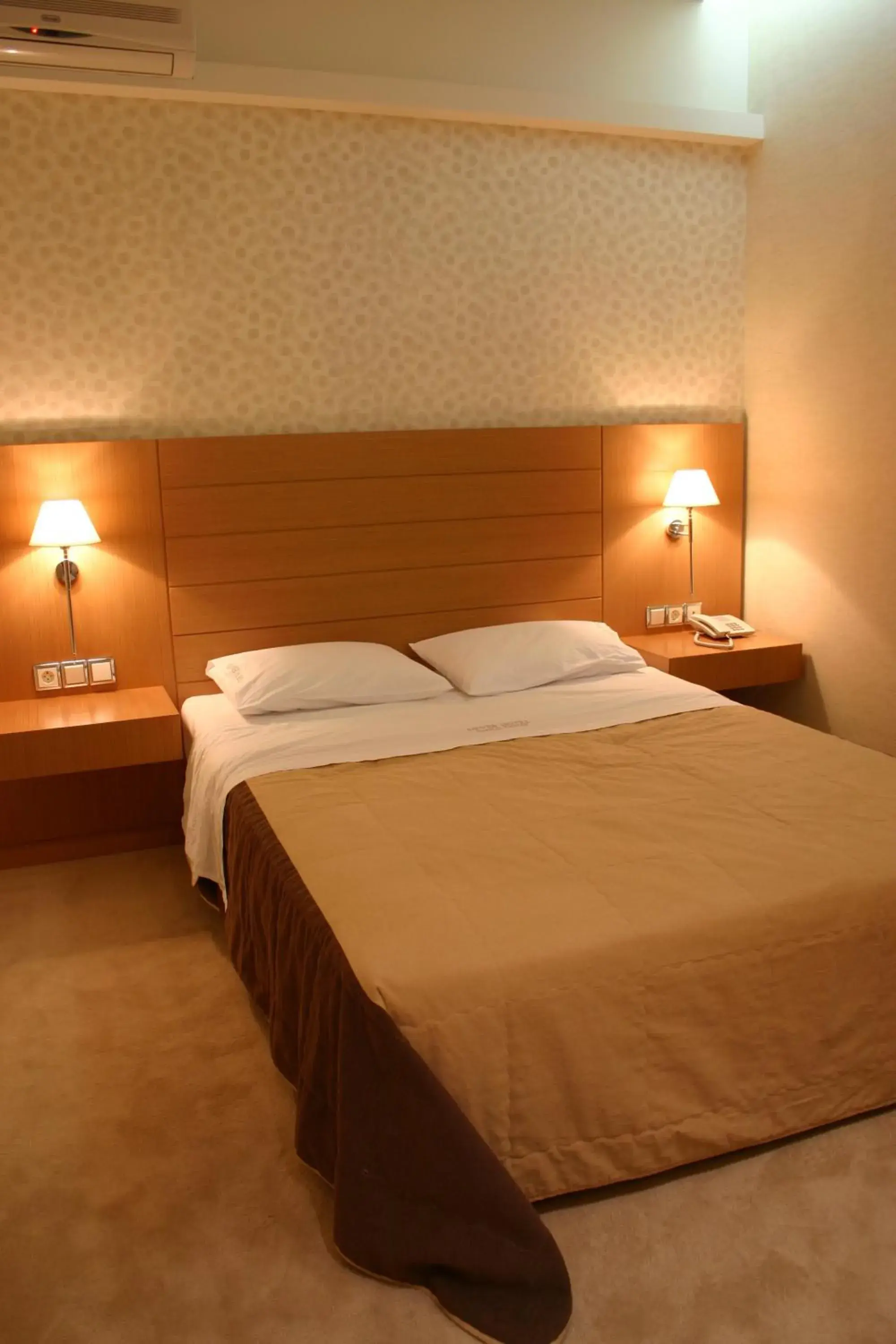 Economy Double Room in Deves Hotel Economy Double Room in Deves Hotel